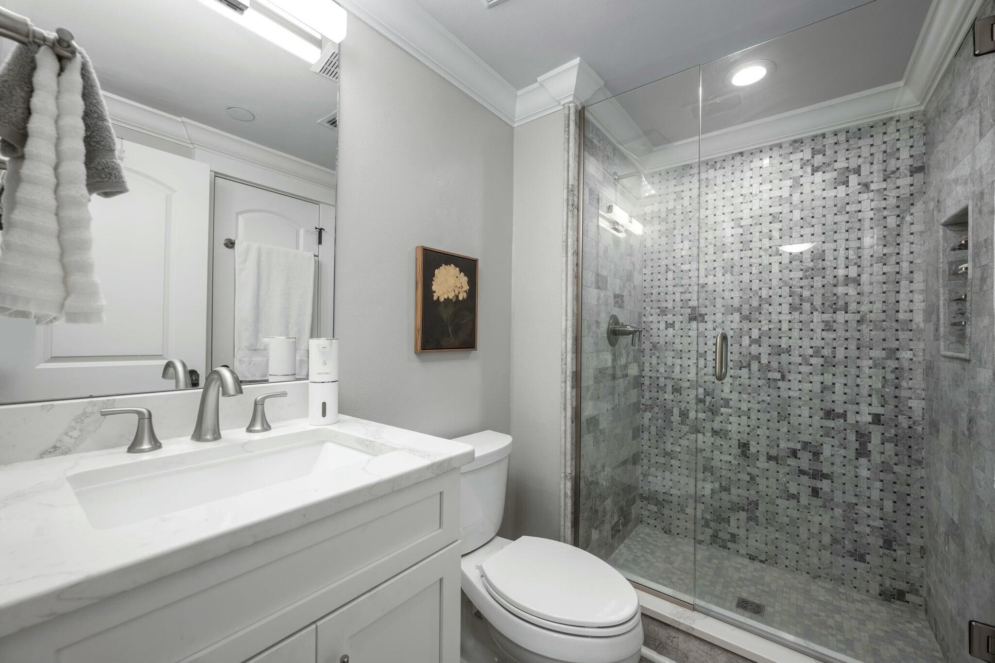 TWO HUNDRED WEST CONDO - Residential