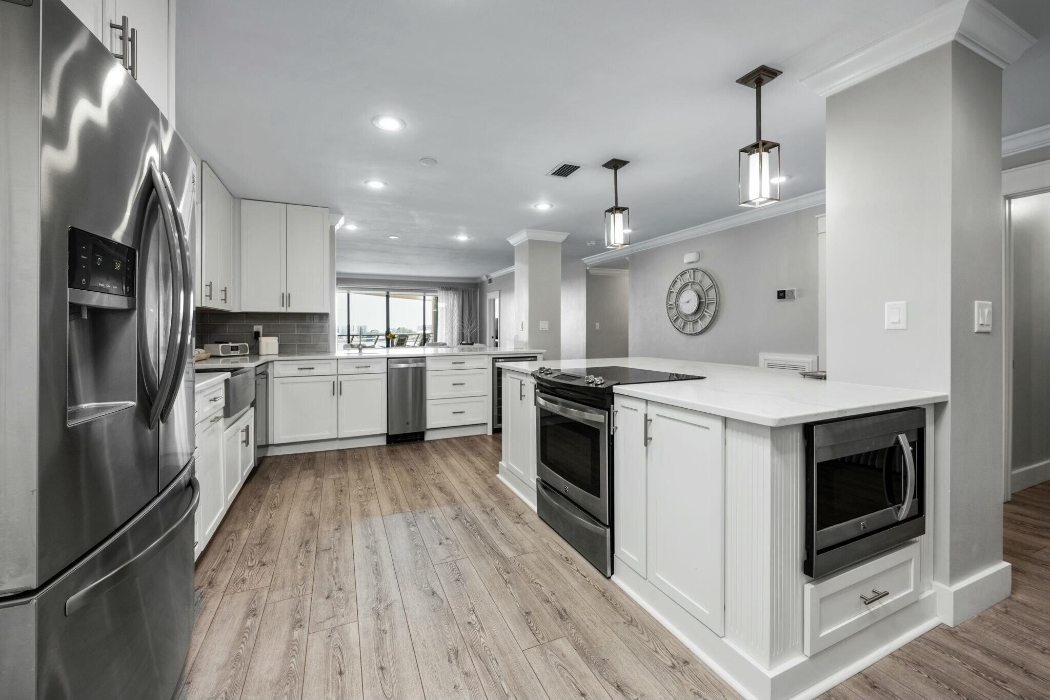 TWO HUNDRED WEST CONDO - Residential