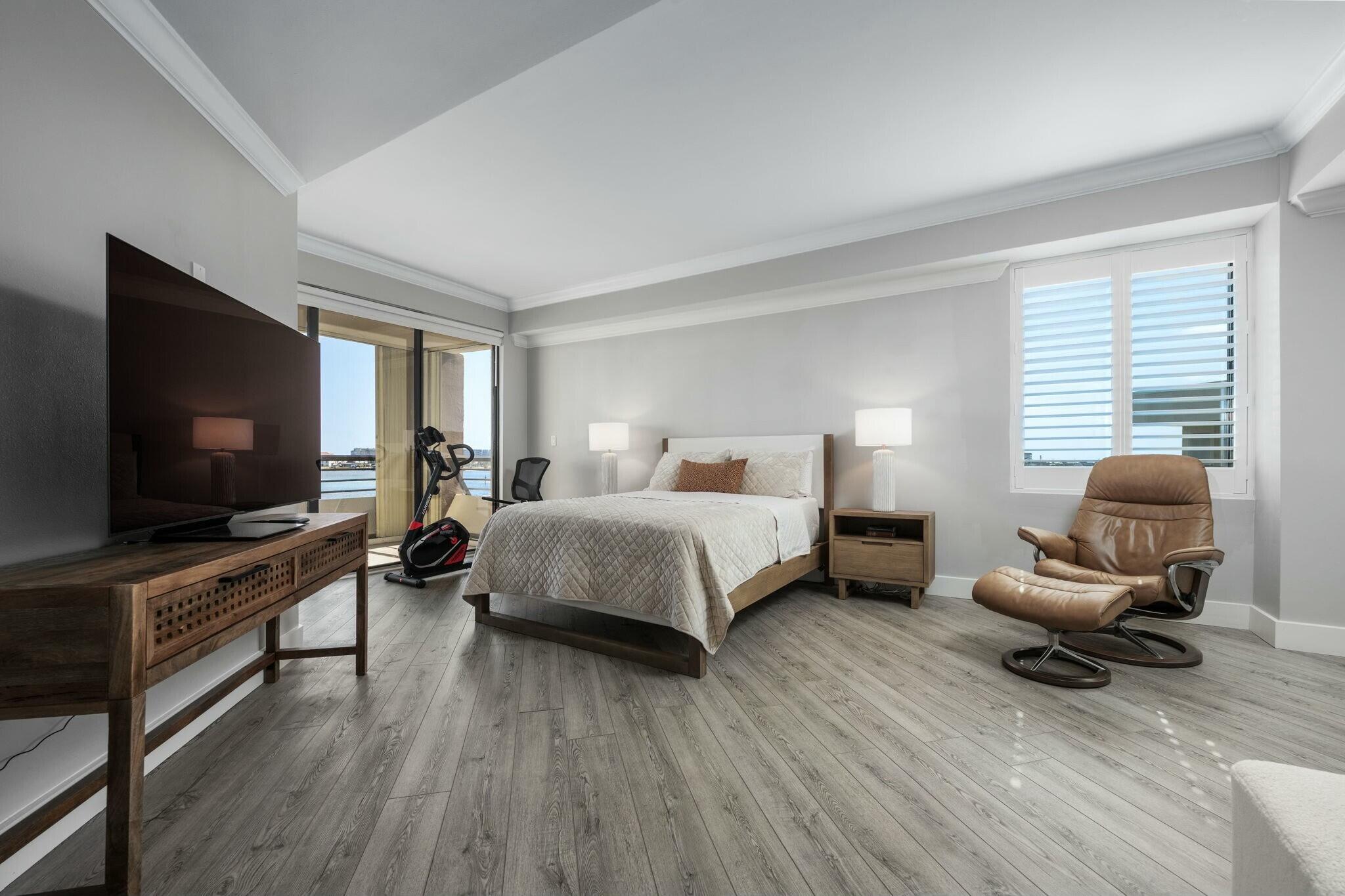 TWO HUNDRED WEST CONDO - Residential