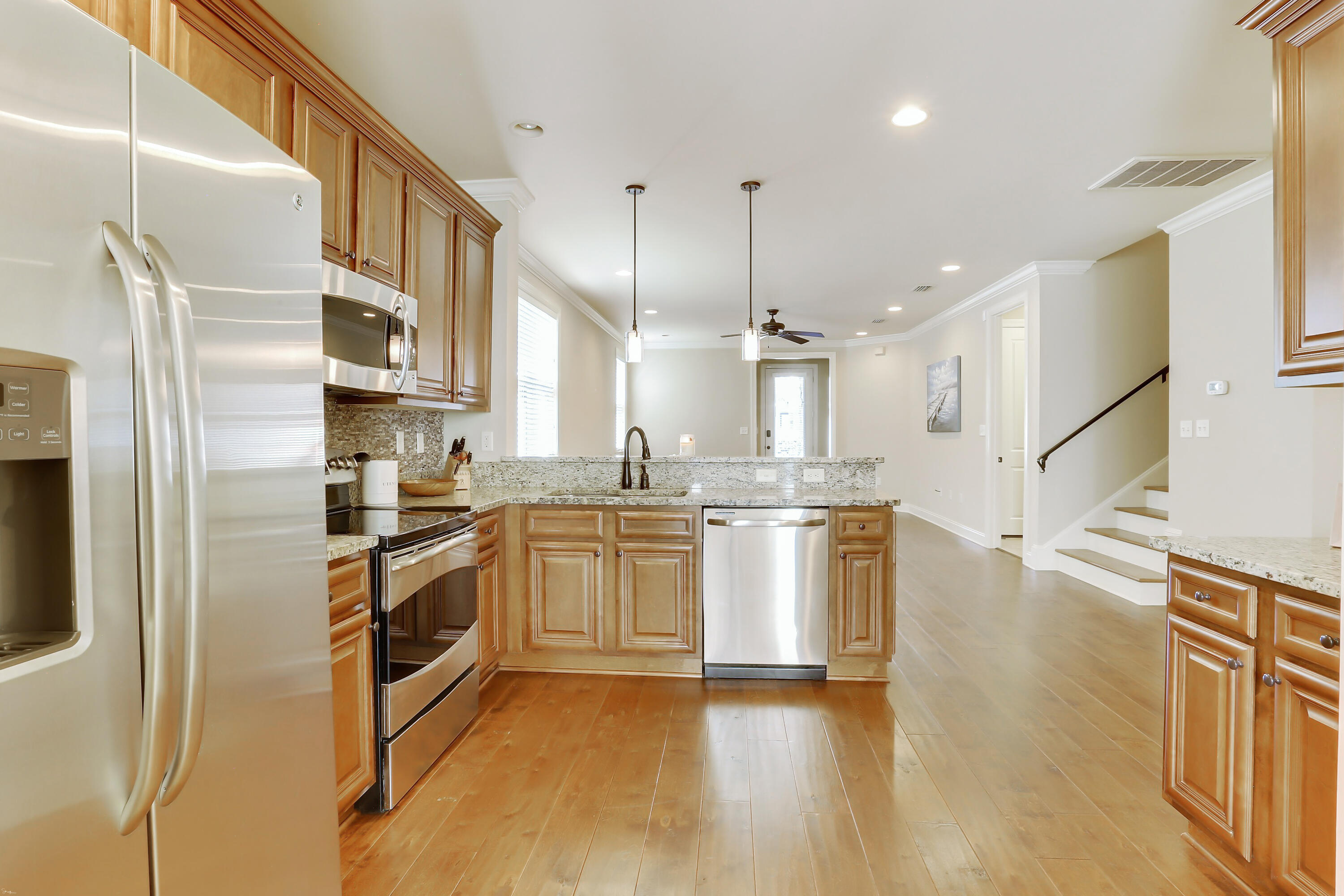 MARINA LANDING - Residential