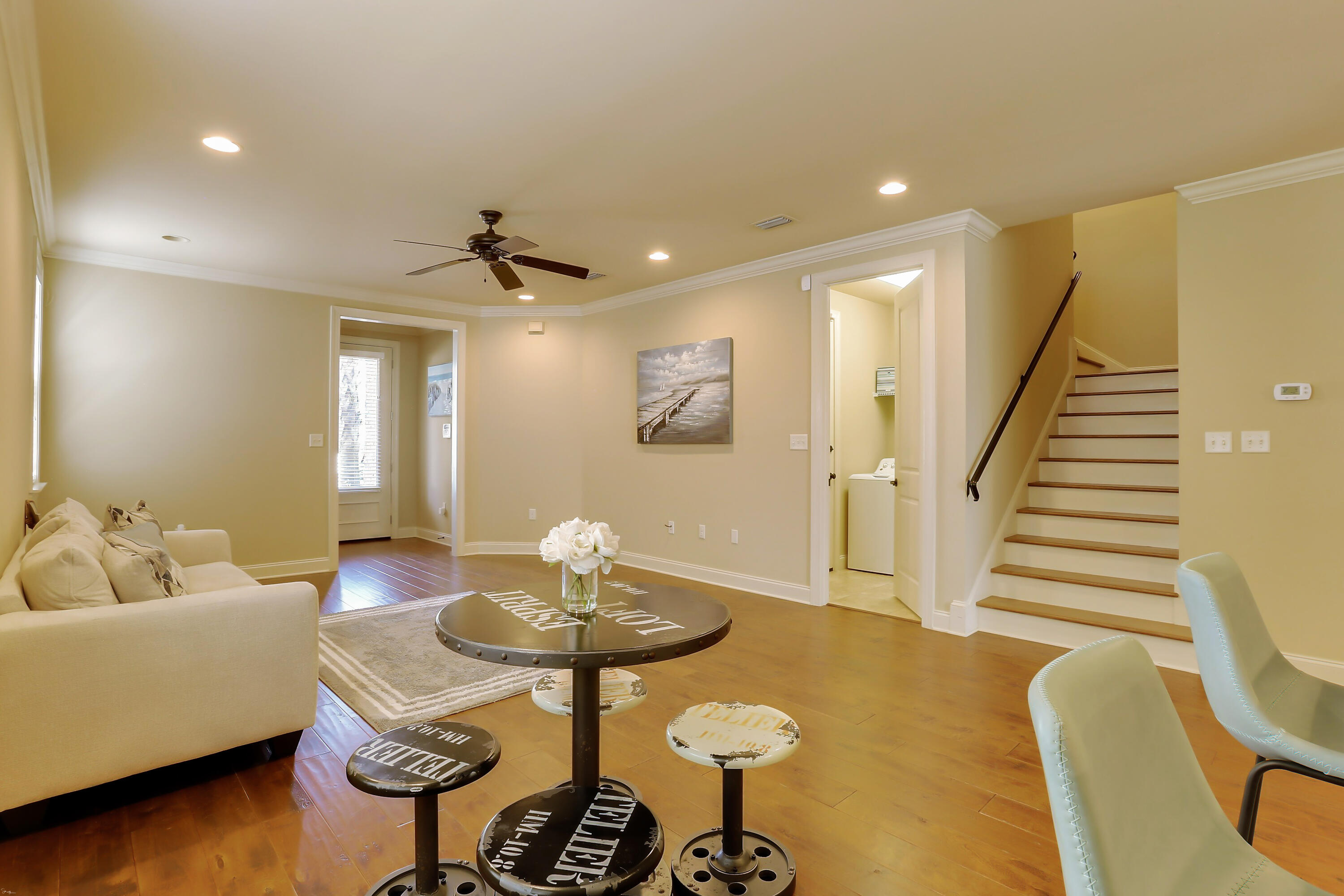 MARINA LANDING - Residential