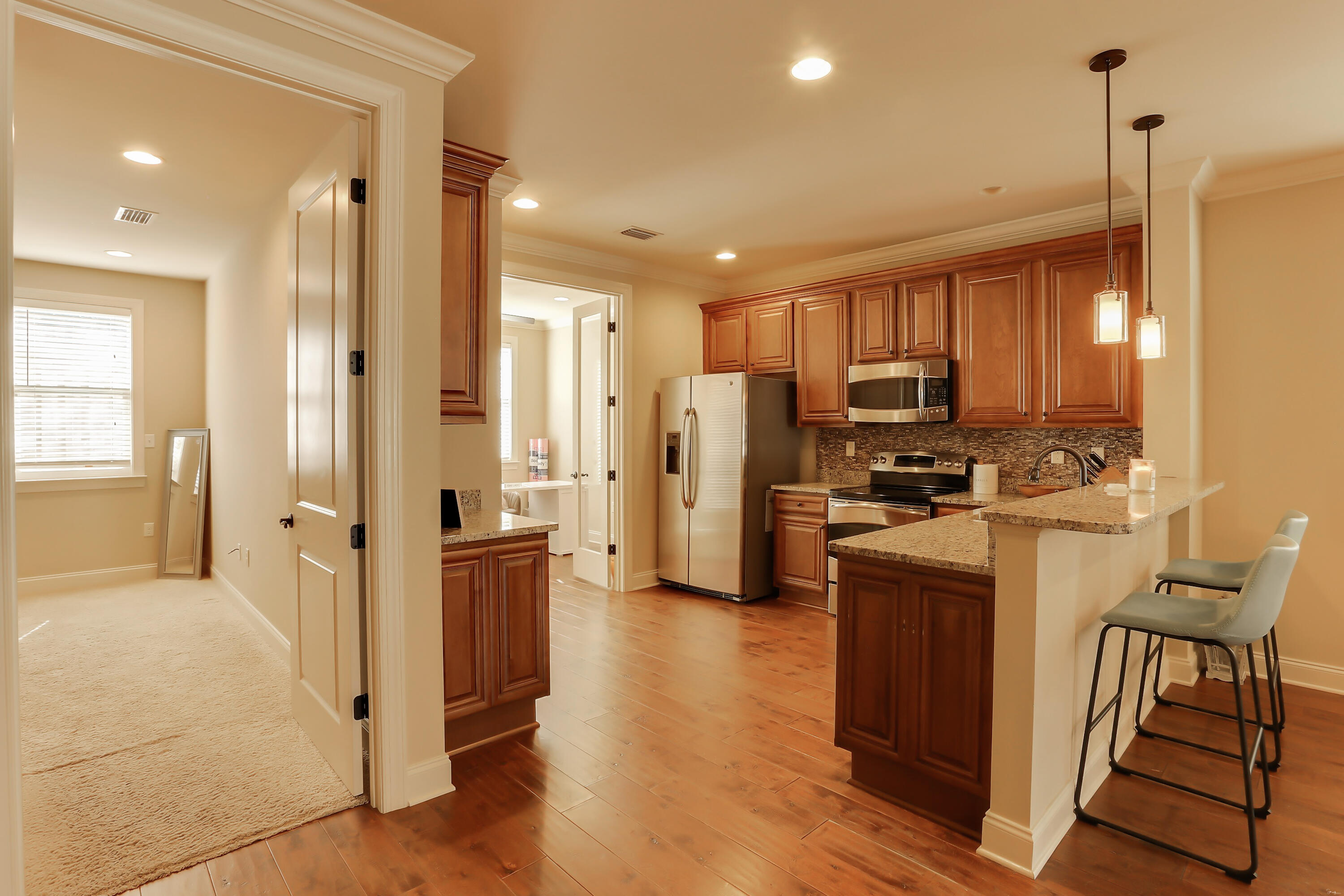 MARINA LANDING - Residential