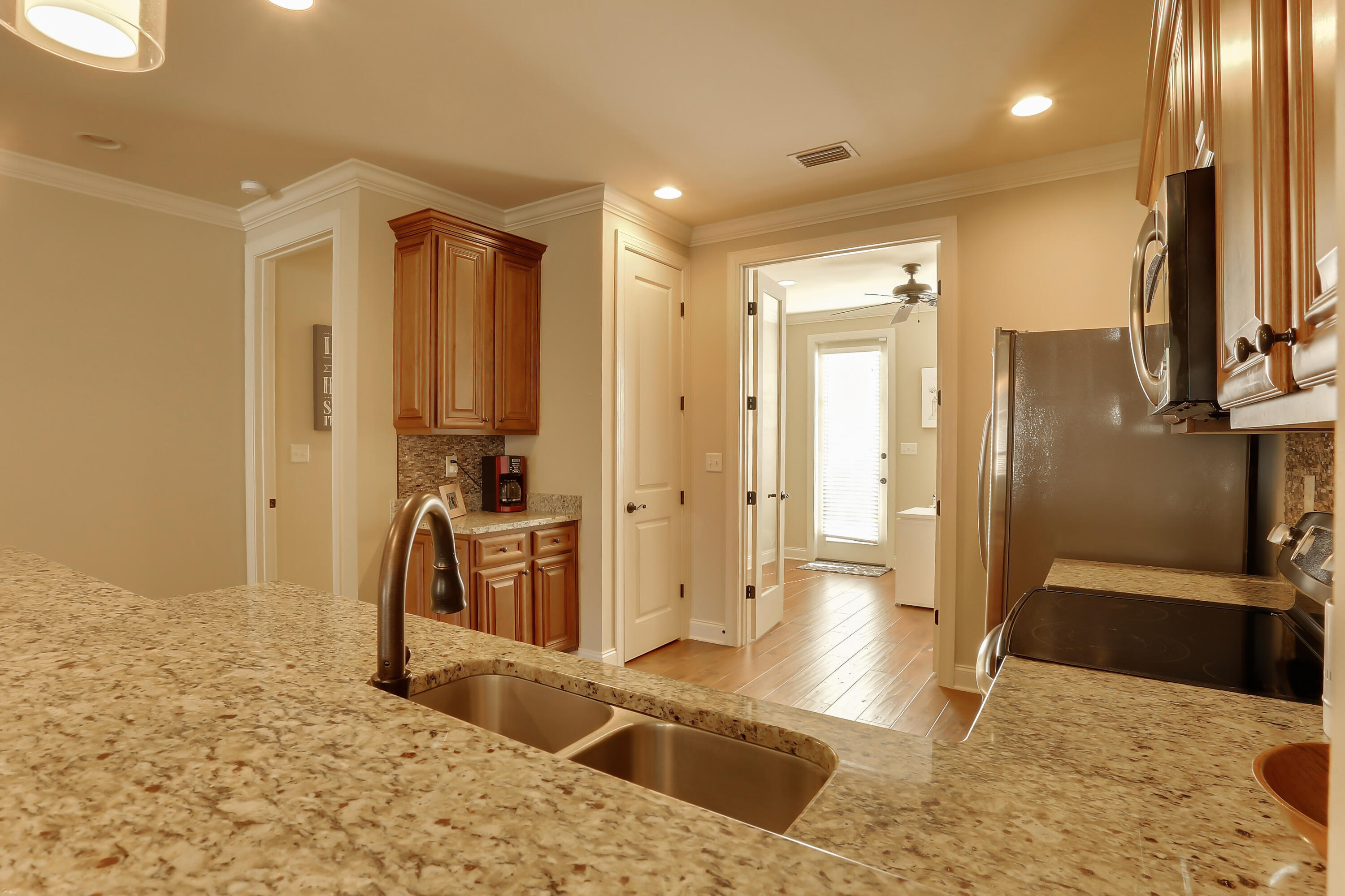 MARINA LANDING - Residential