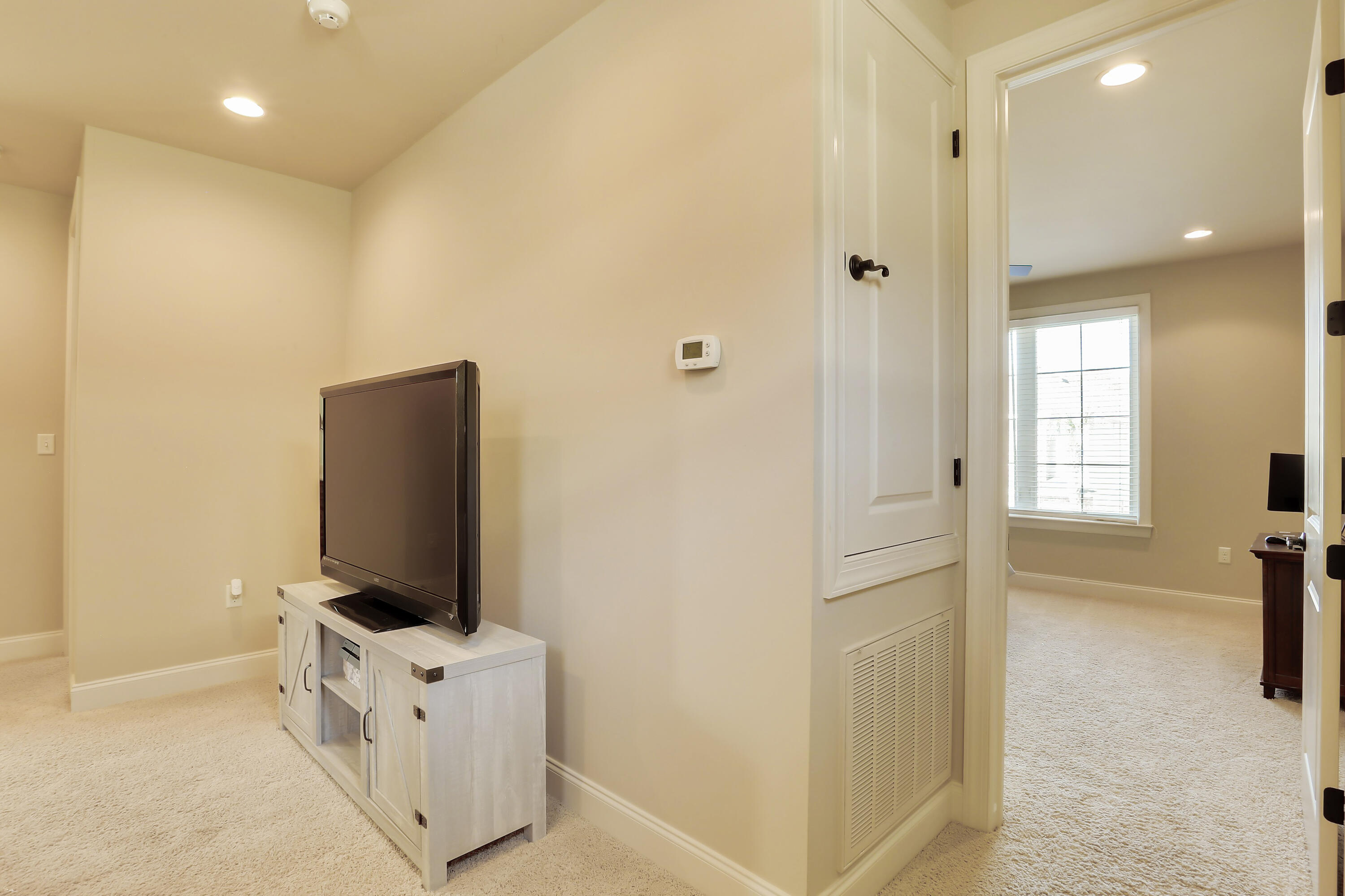 MARINA LANDING - Residential