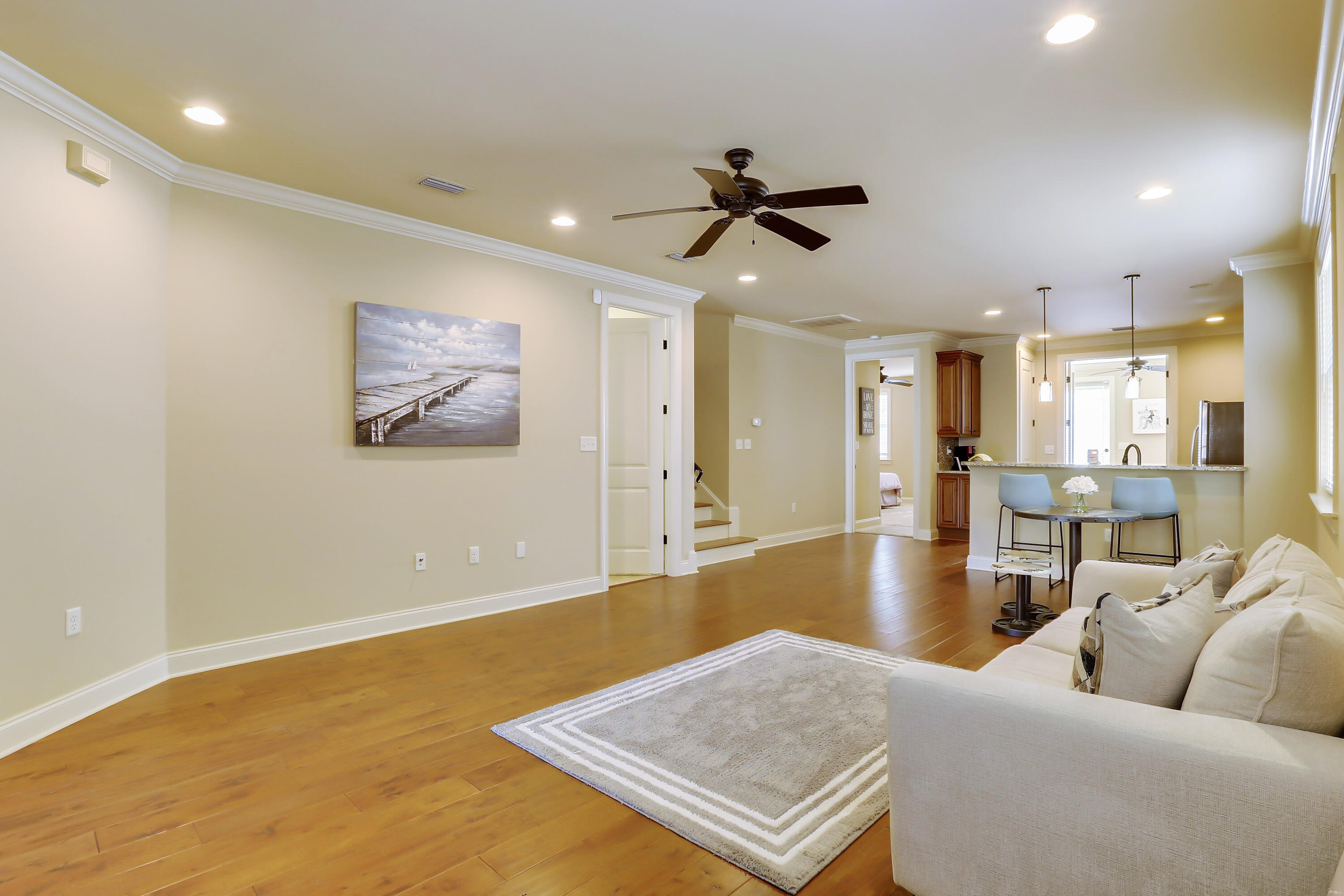 MARINA LANDING - Residential