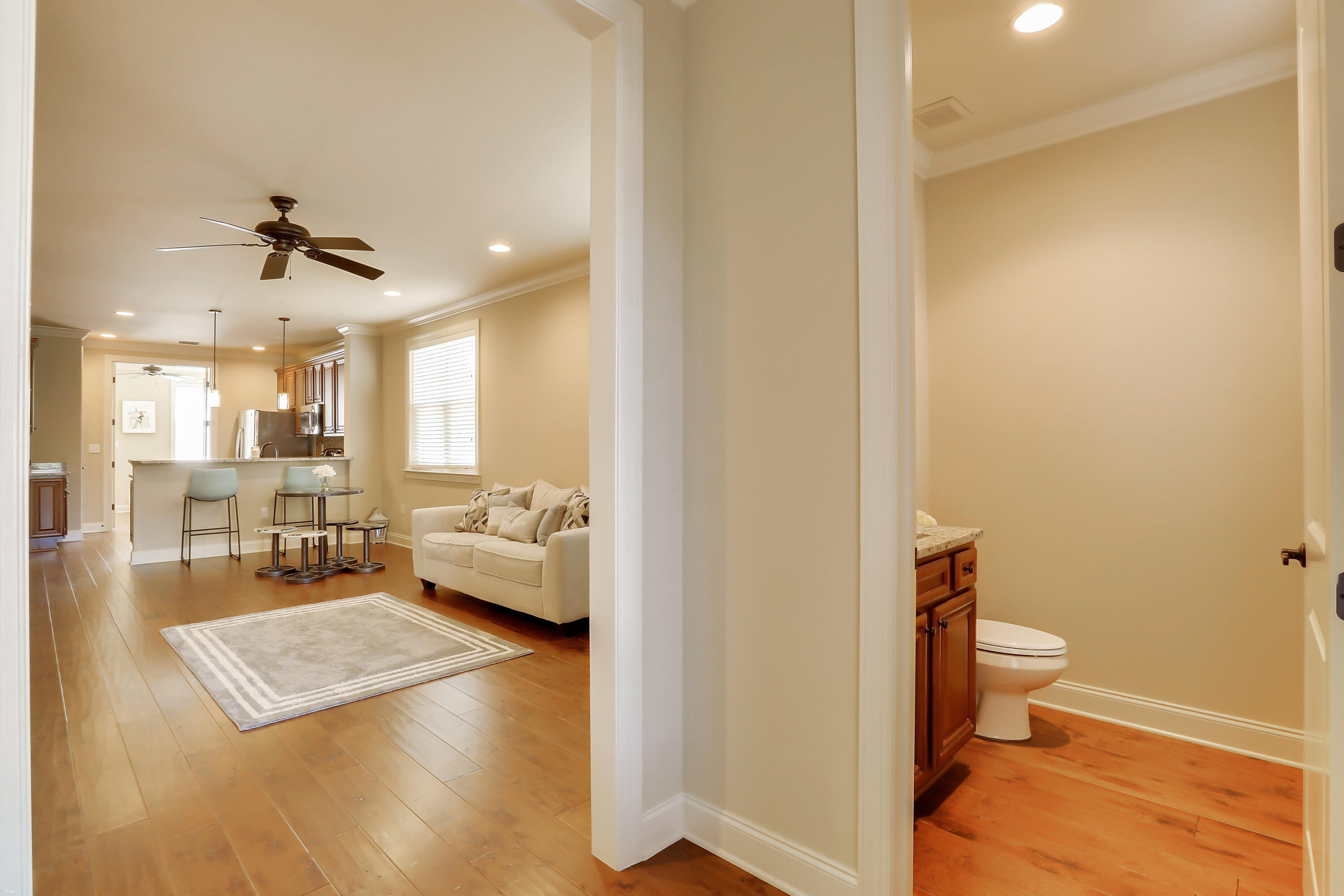 MARINA LANDING - Residential