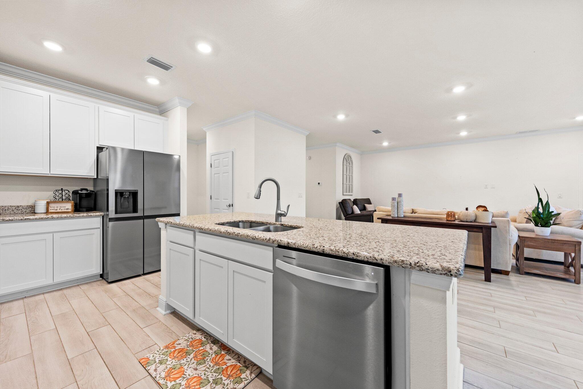 HAMMOCK BAY - Residential