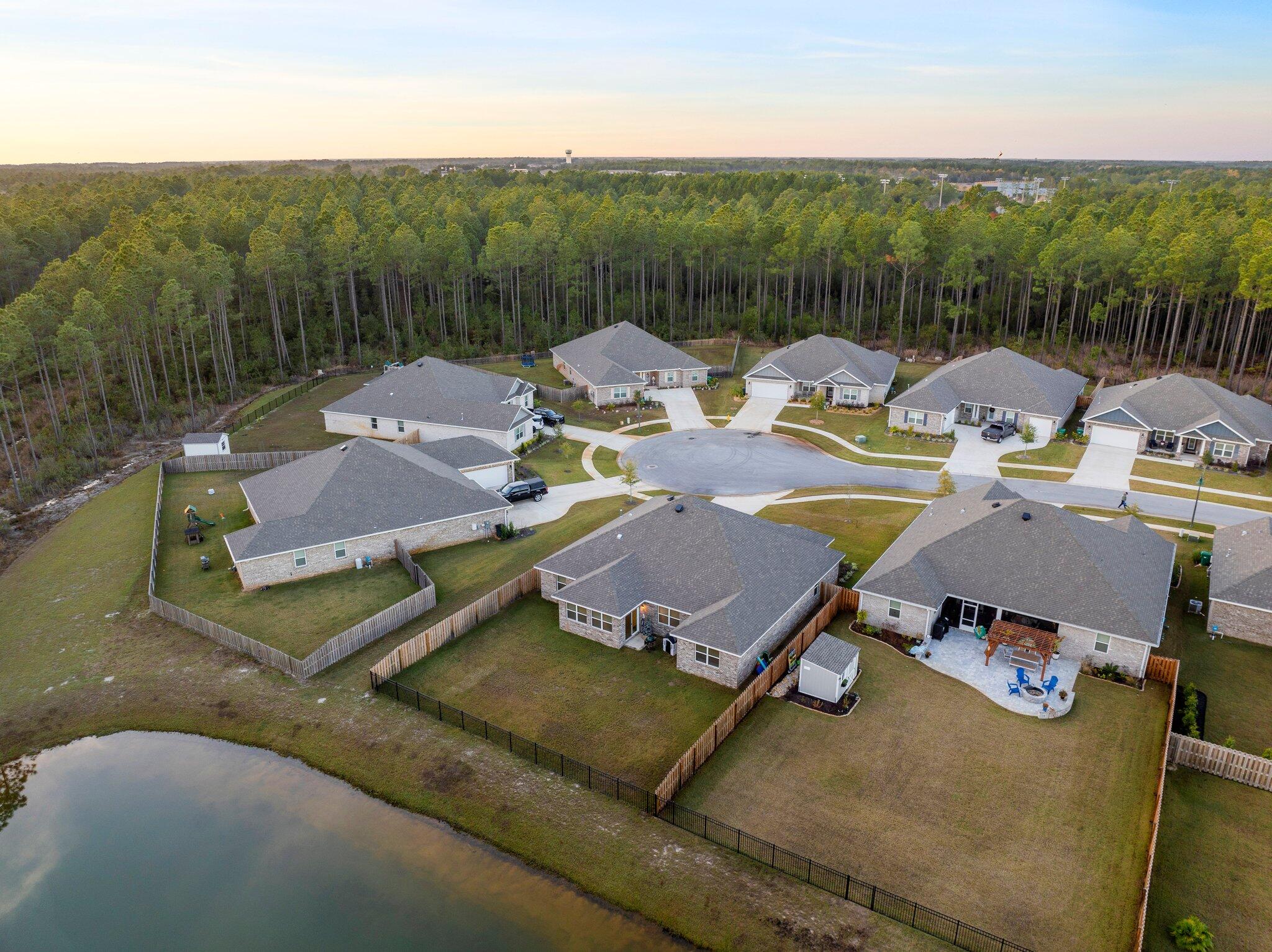 HAMMOCK BAY - Residential