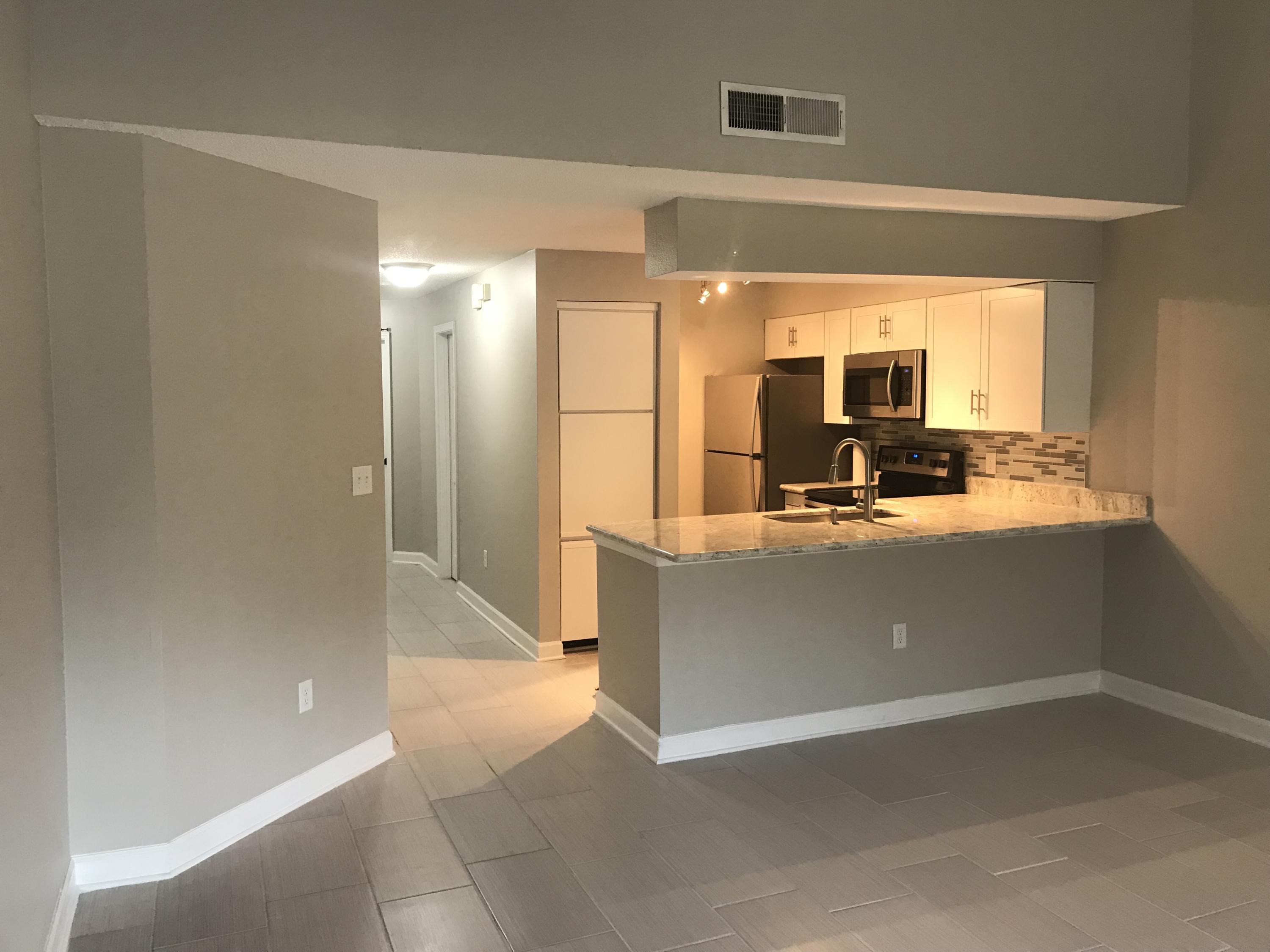 LAKESIDE CONDO AT BLUEWATER BAY - Residential Lease