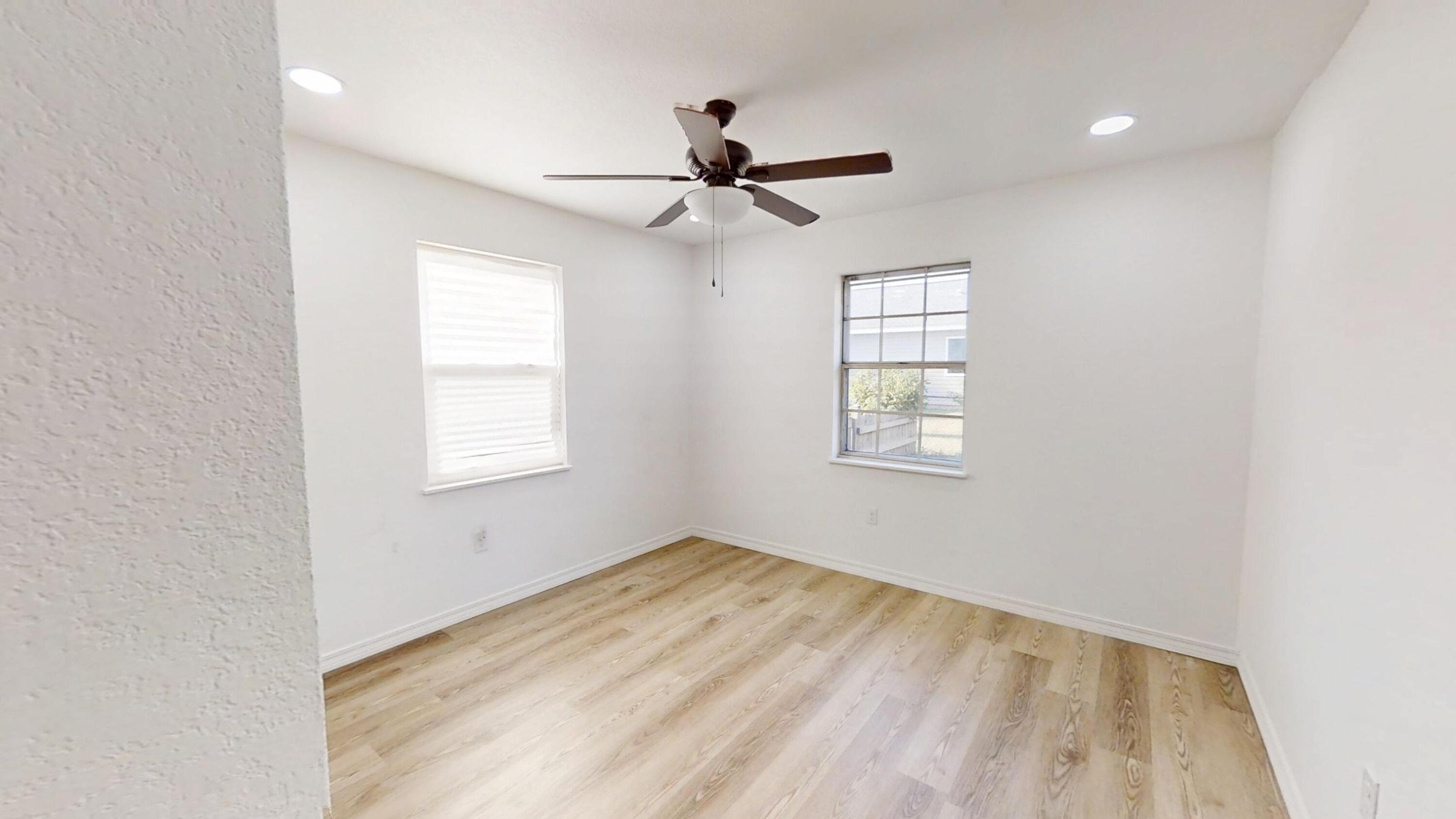 ADAMS POWELL EAST - Residential