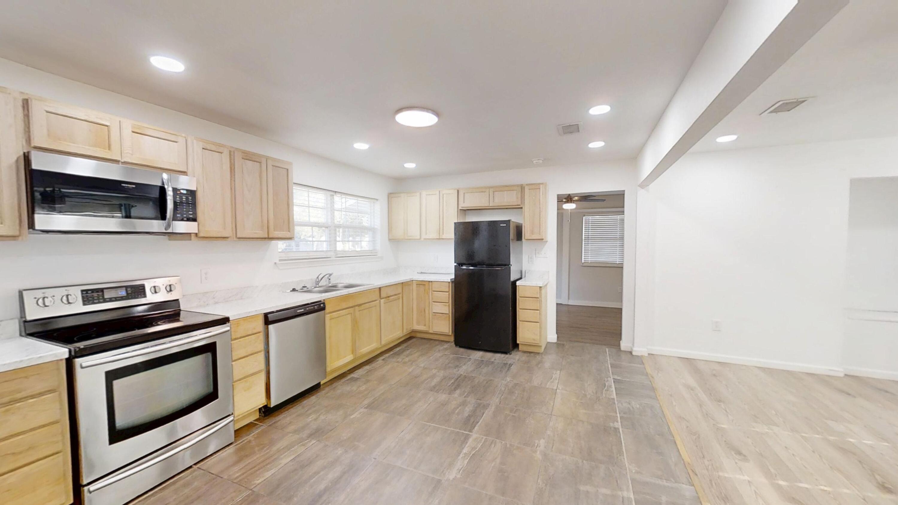 ADAMS POWELL EAST - Residential