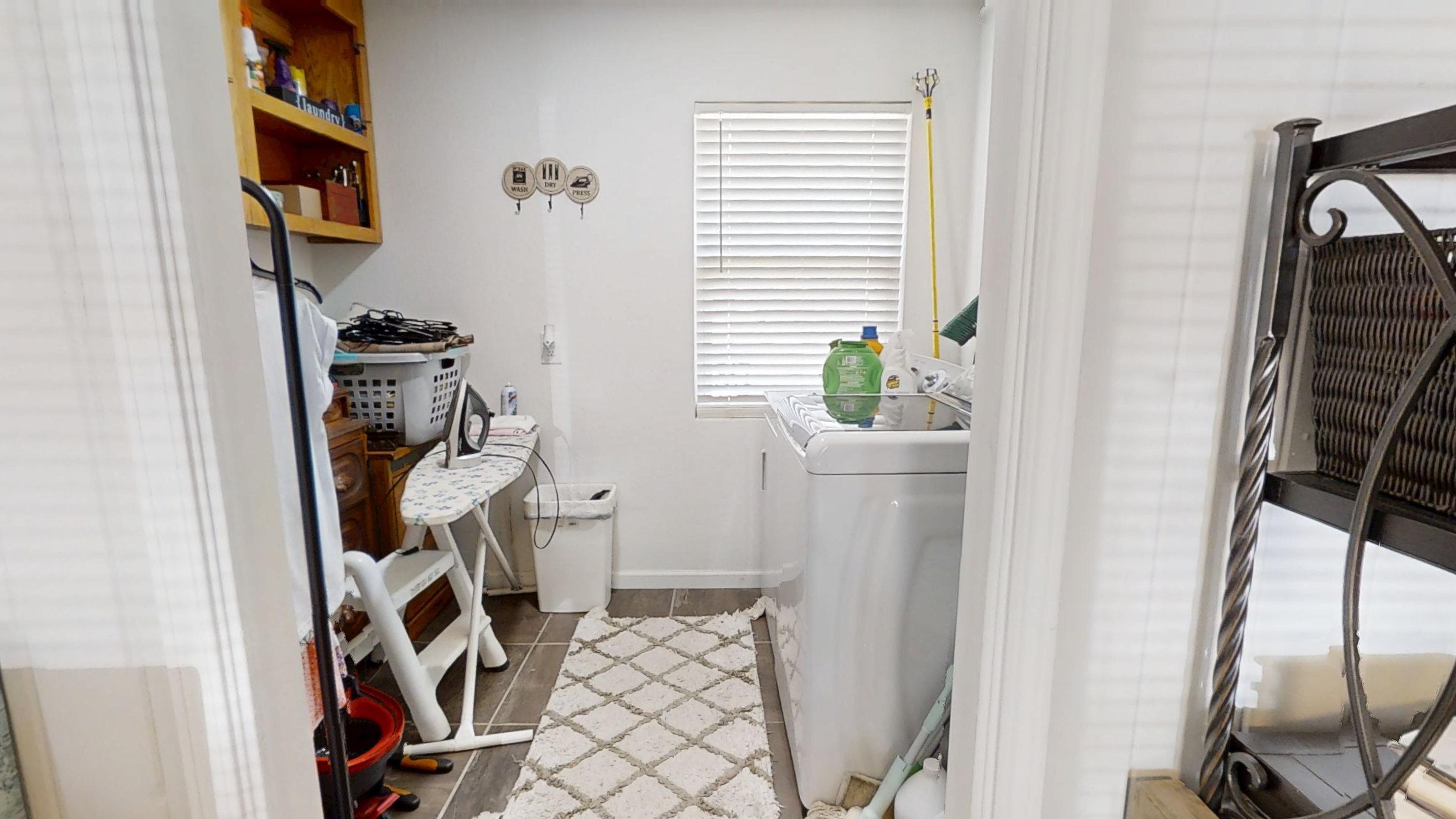 ADAMS POWELL EAST - Residential