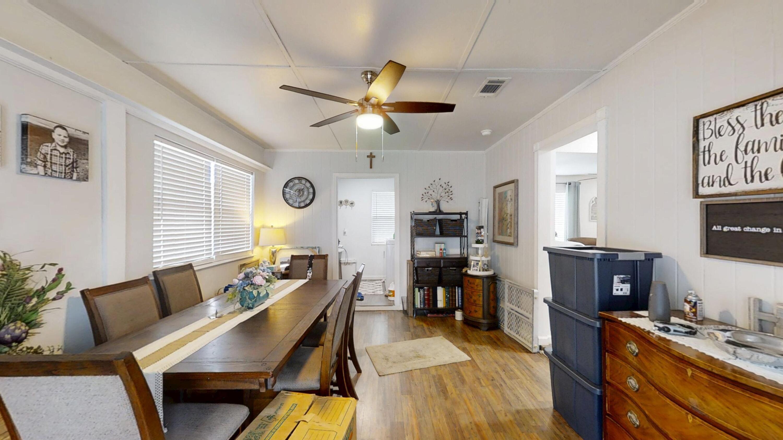ADAMS POWELL EAST - Residential