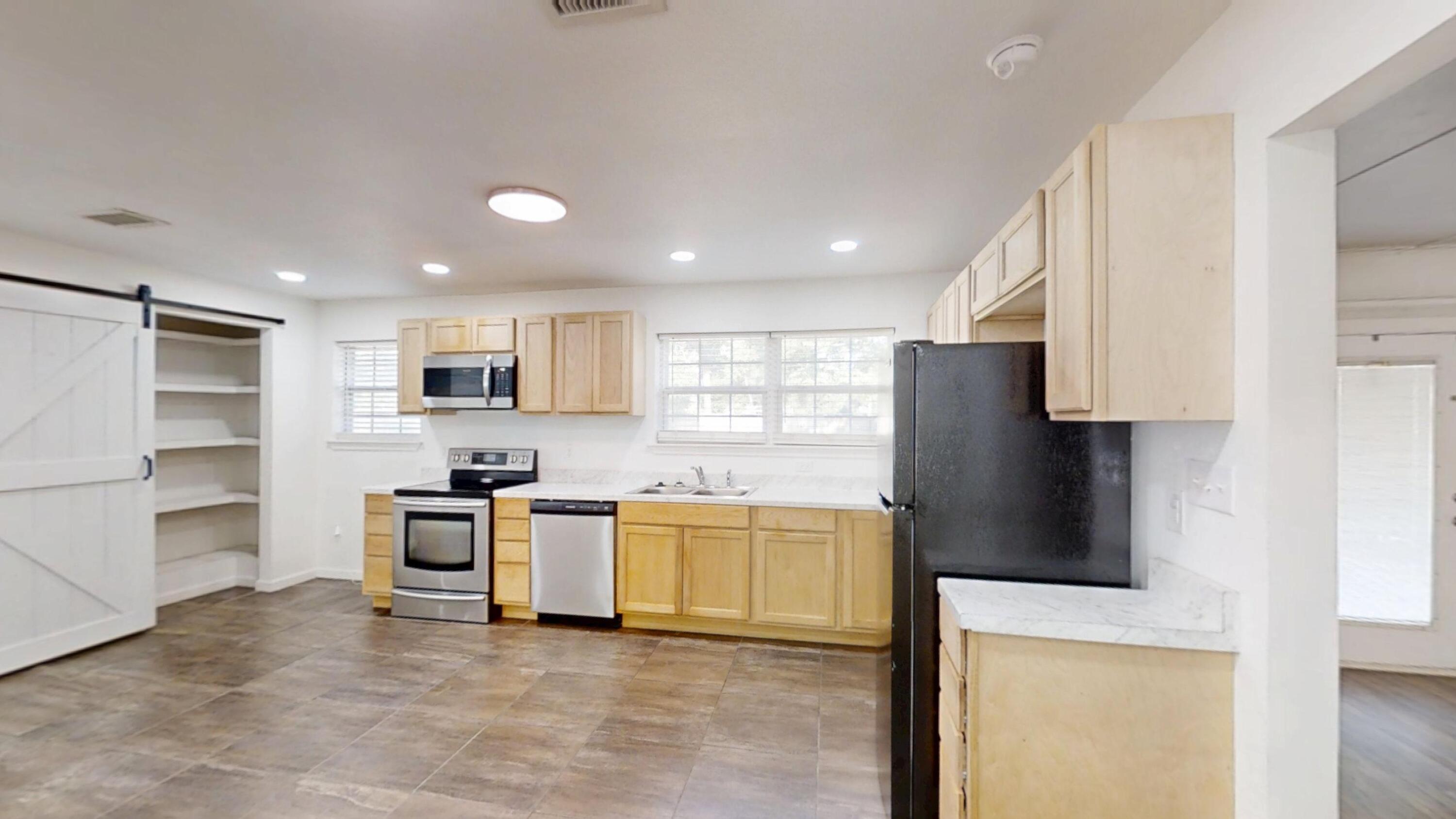 ADAMS POWELL EAST - Residential