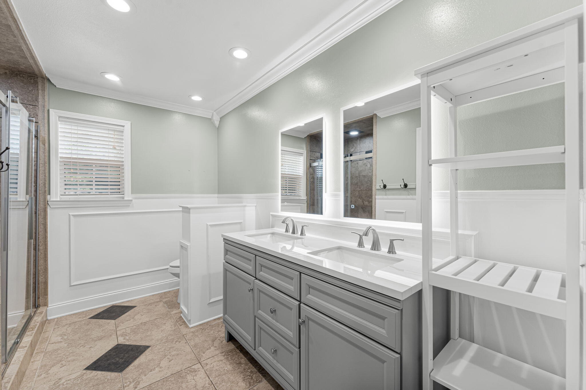 LAUDERHILL - Residential