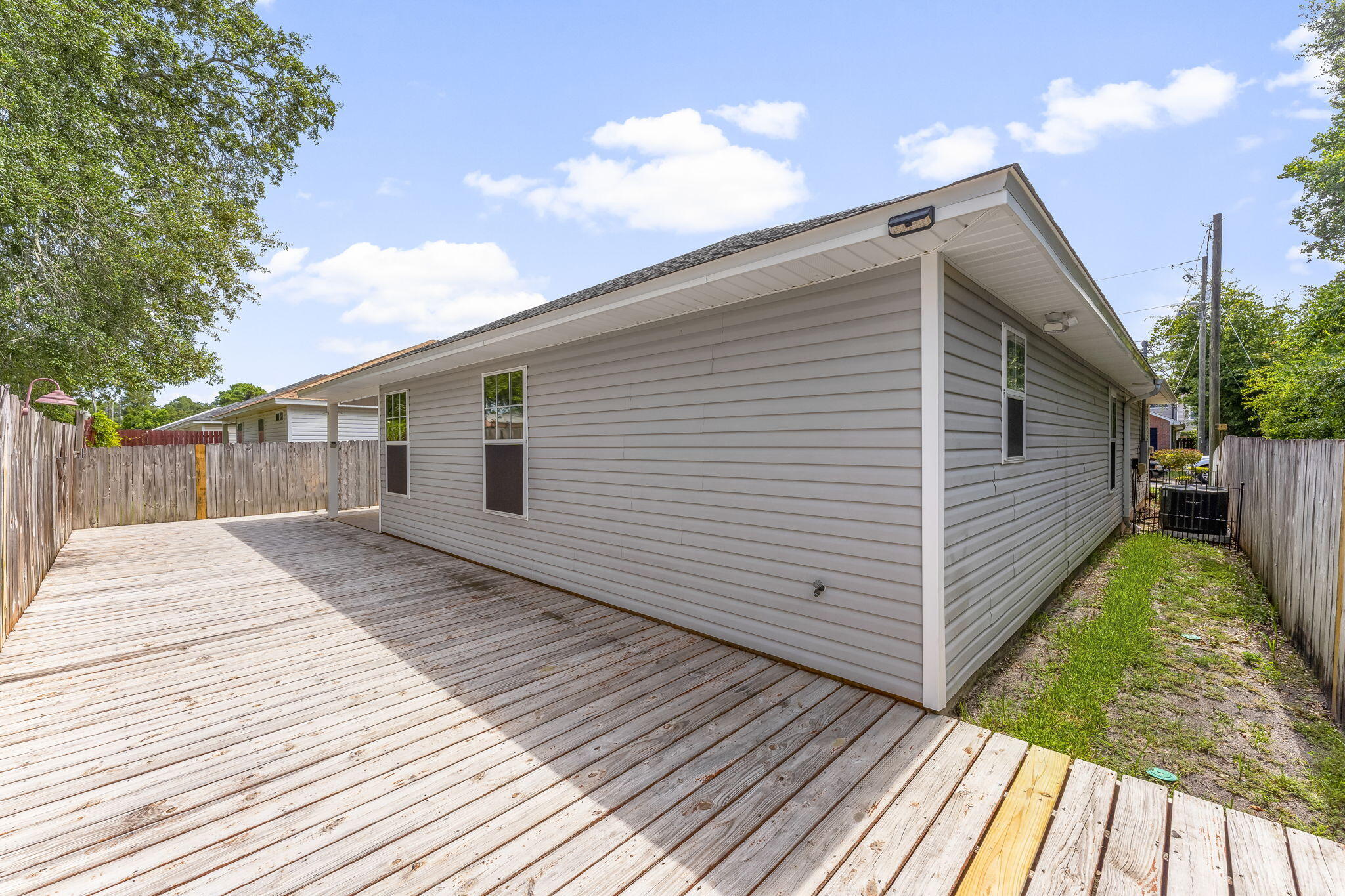 LAUDERHILL - Residential
