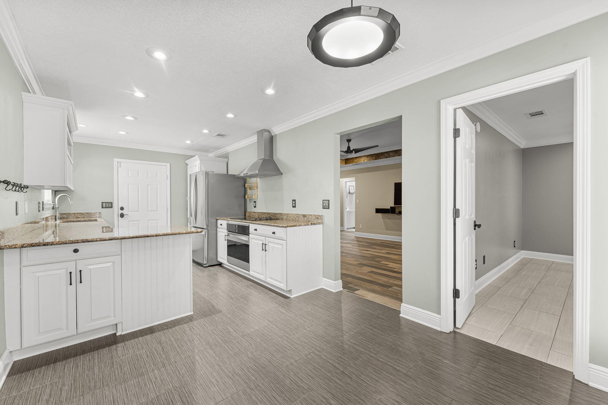 LAUDERHILL - Residential