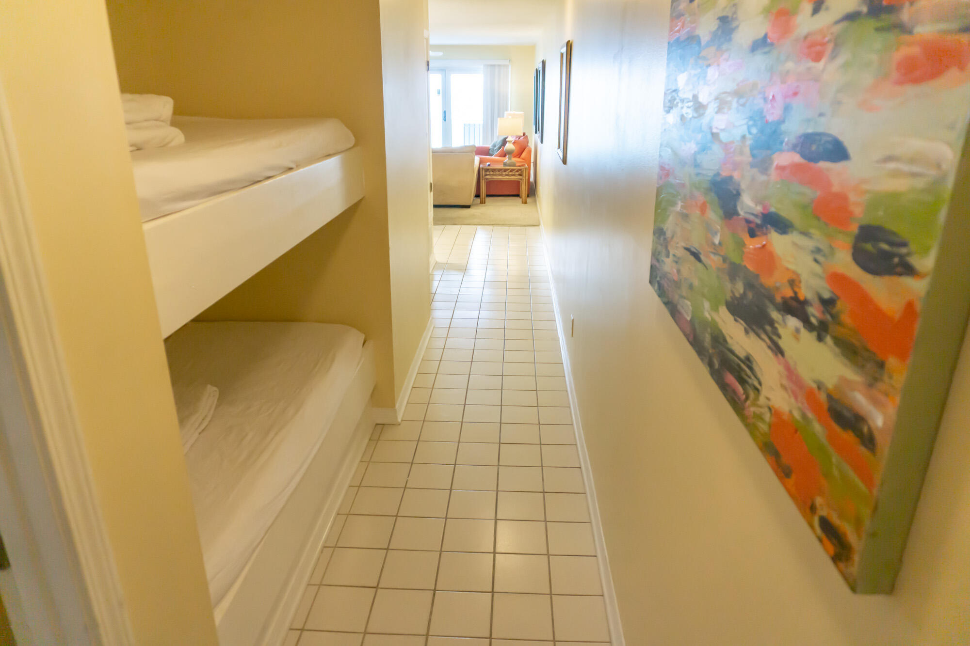 MARAVILLA CONDO 1 - Residential