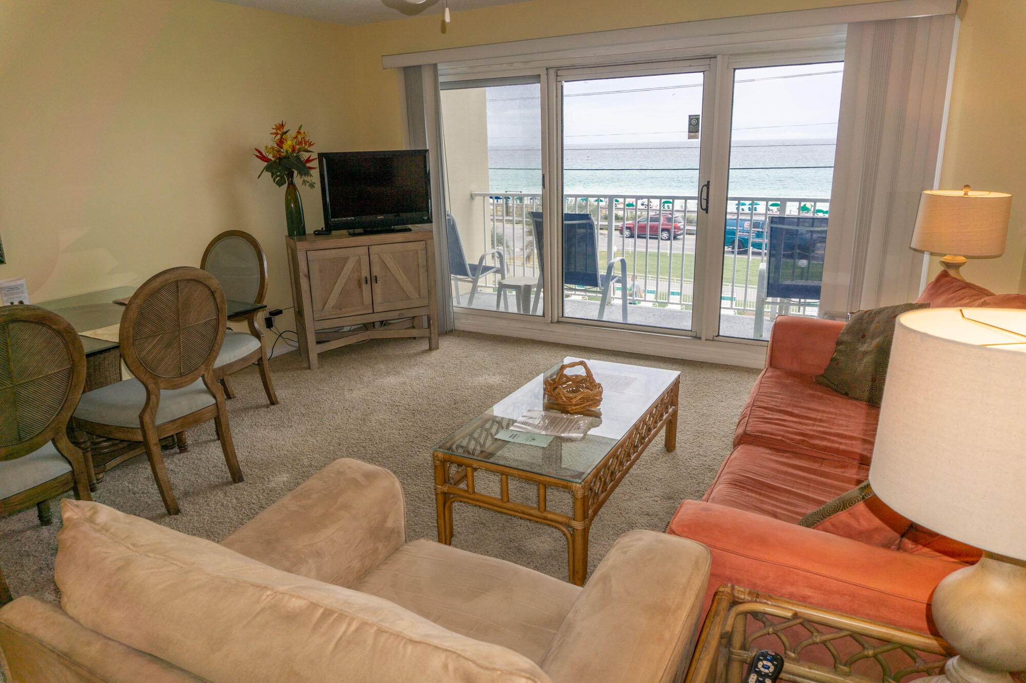 MARAVILLA CONDO 1 - Residential