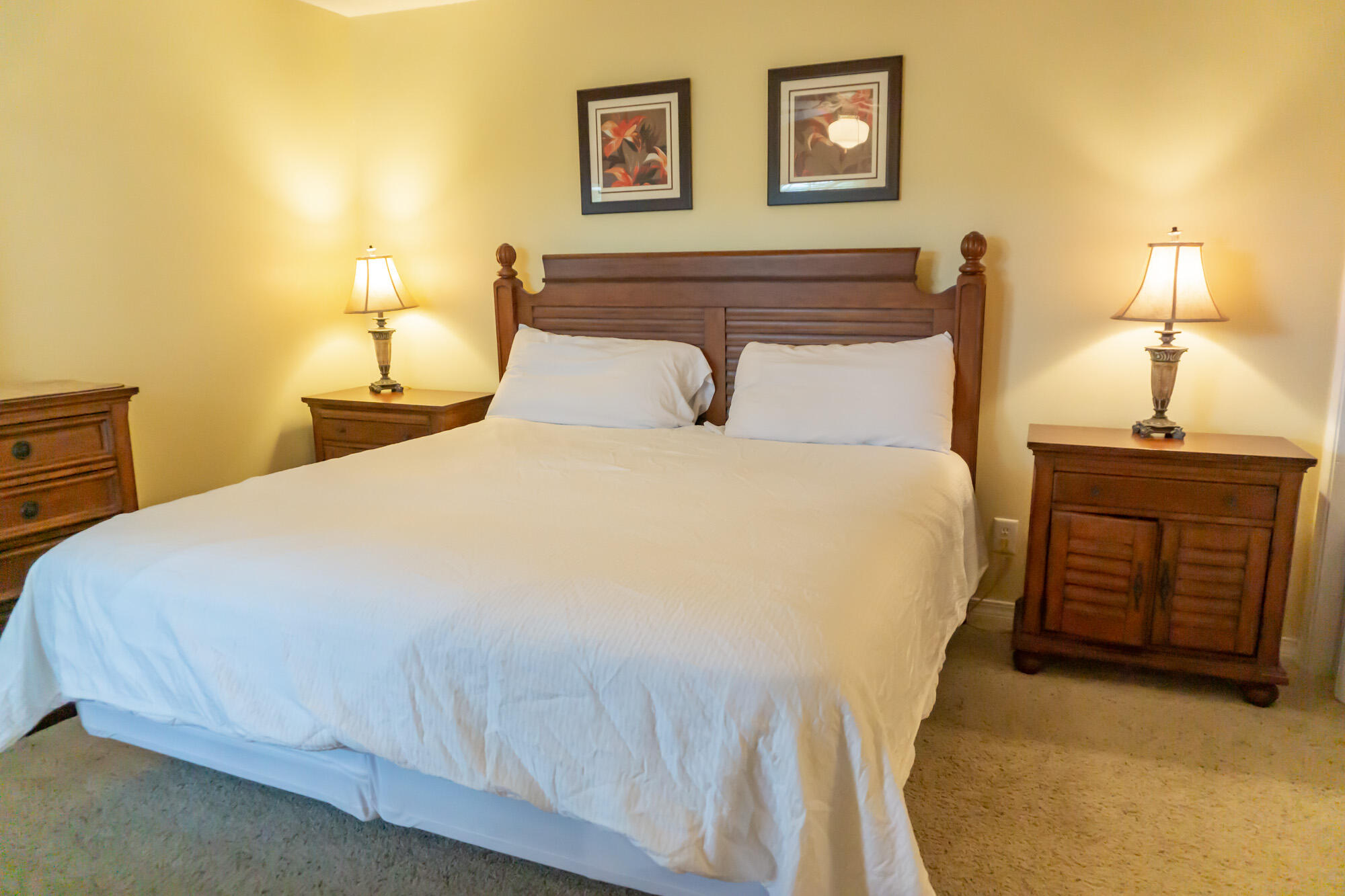 MARAVILLA CONDO 1 - Residential