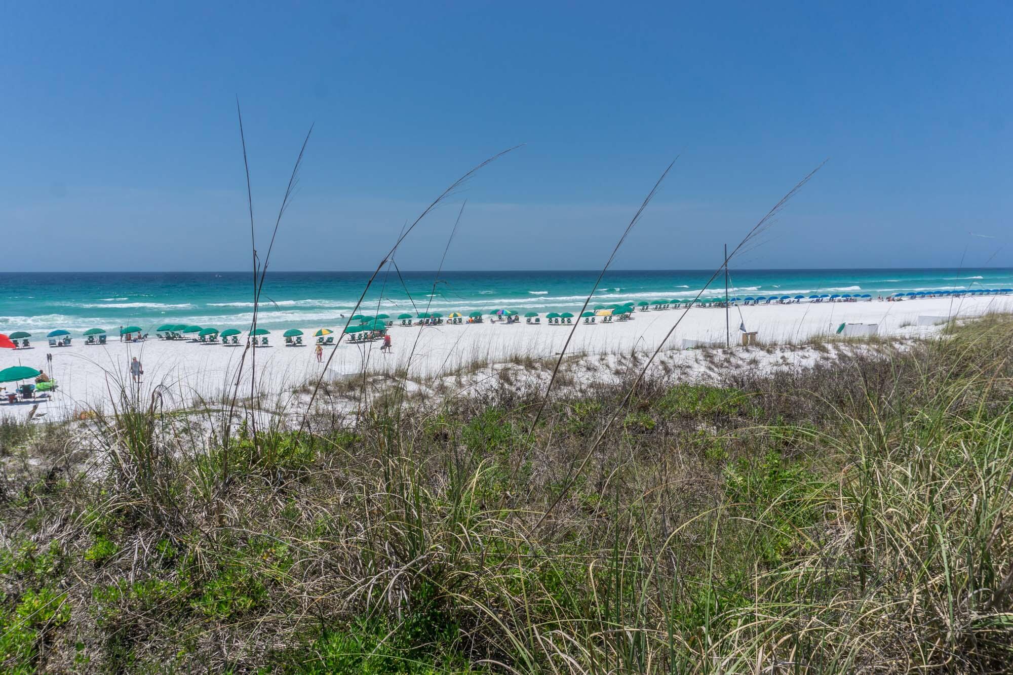 MARAVILLA CONDO 1 - Residential