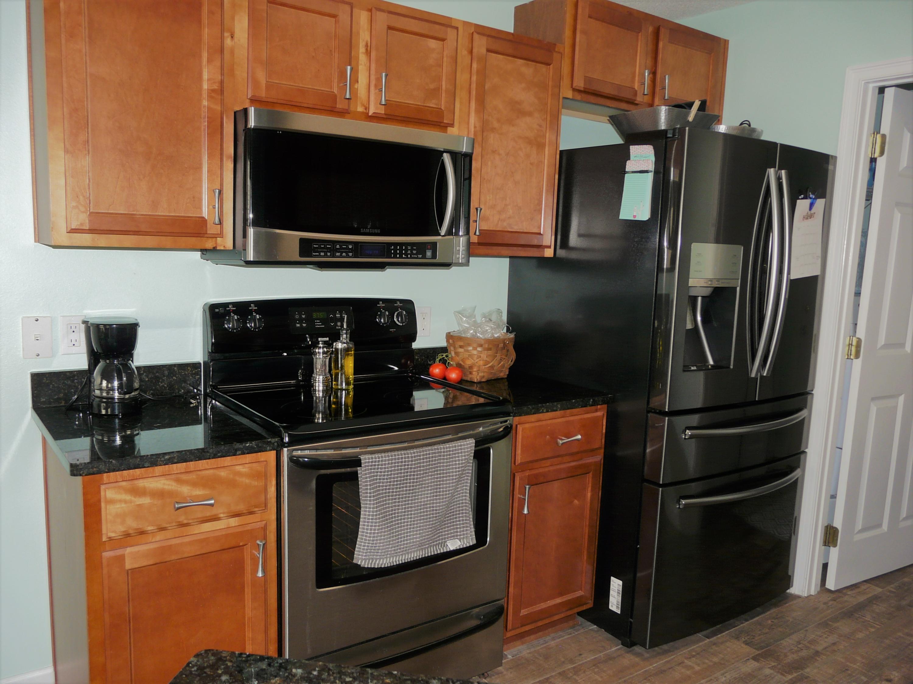 SUMMERWOOD - Residential