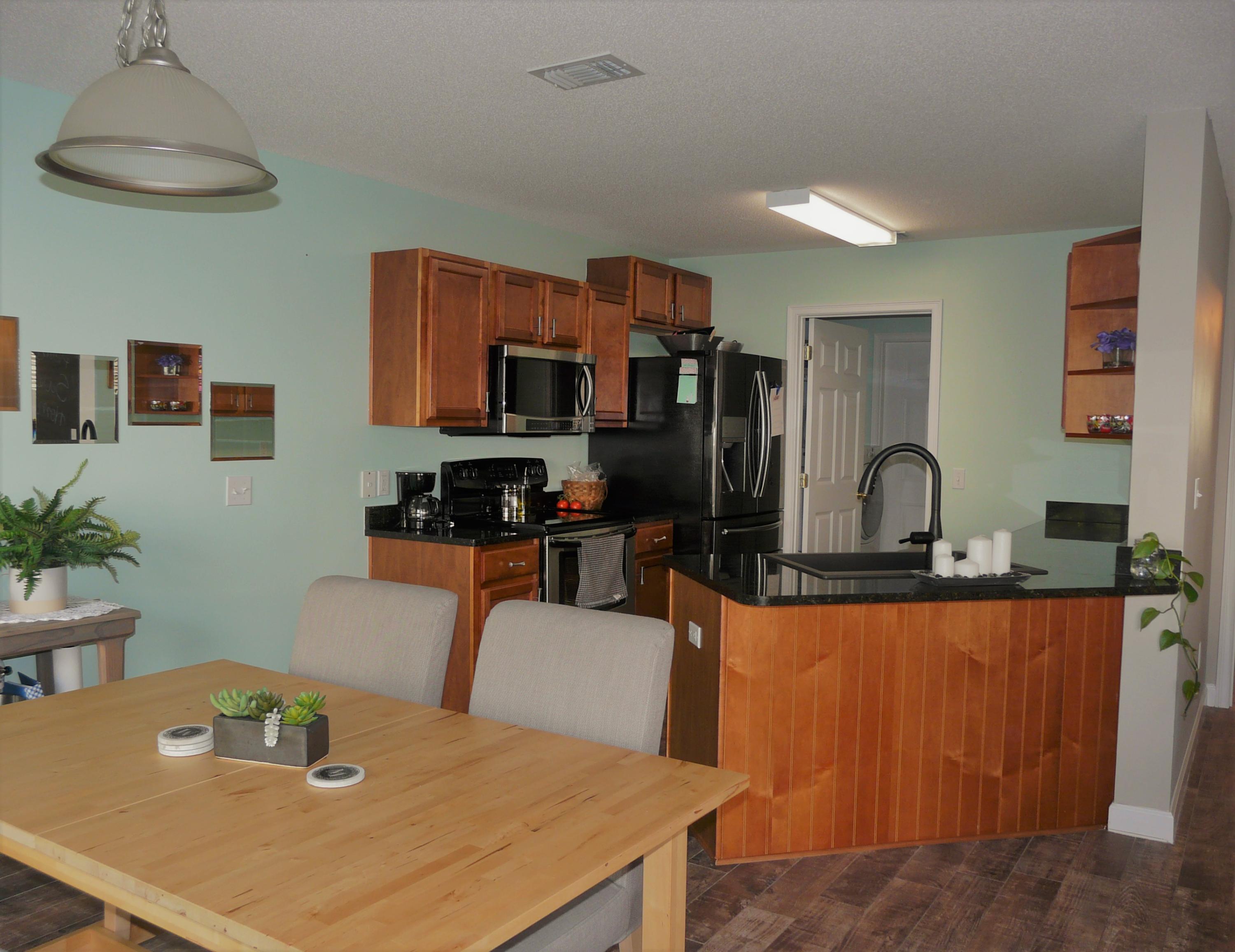 SUMMERWOOD - Residential