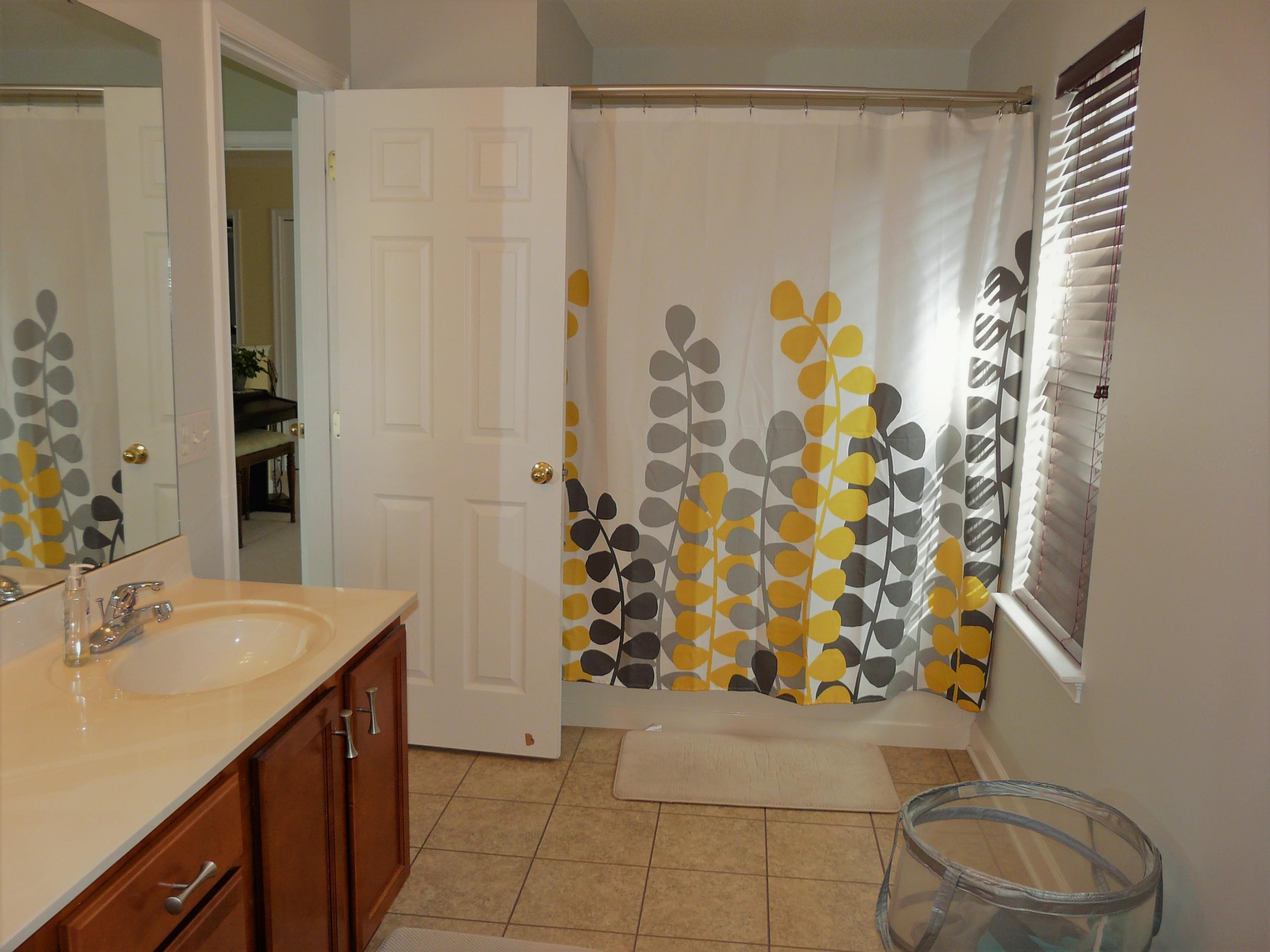 SUMMERWOOD - Residential