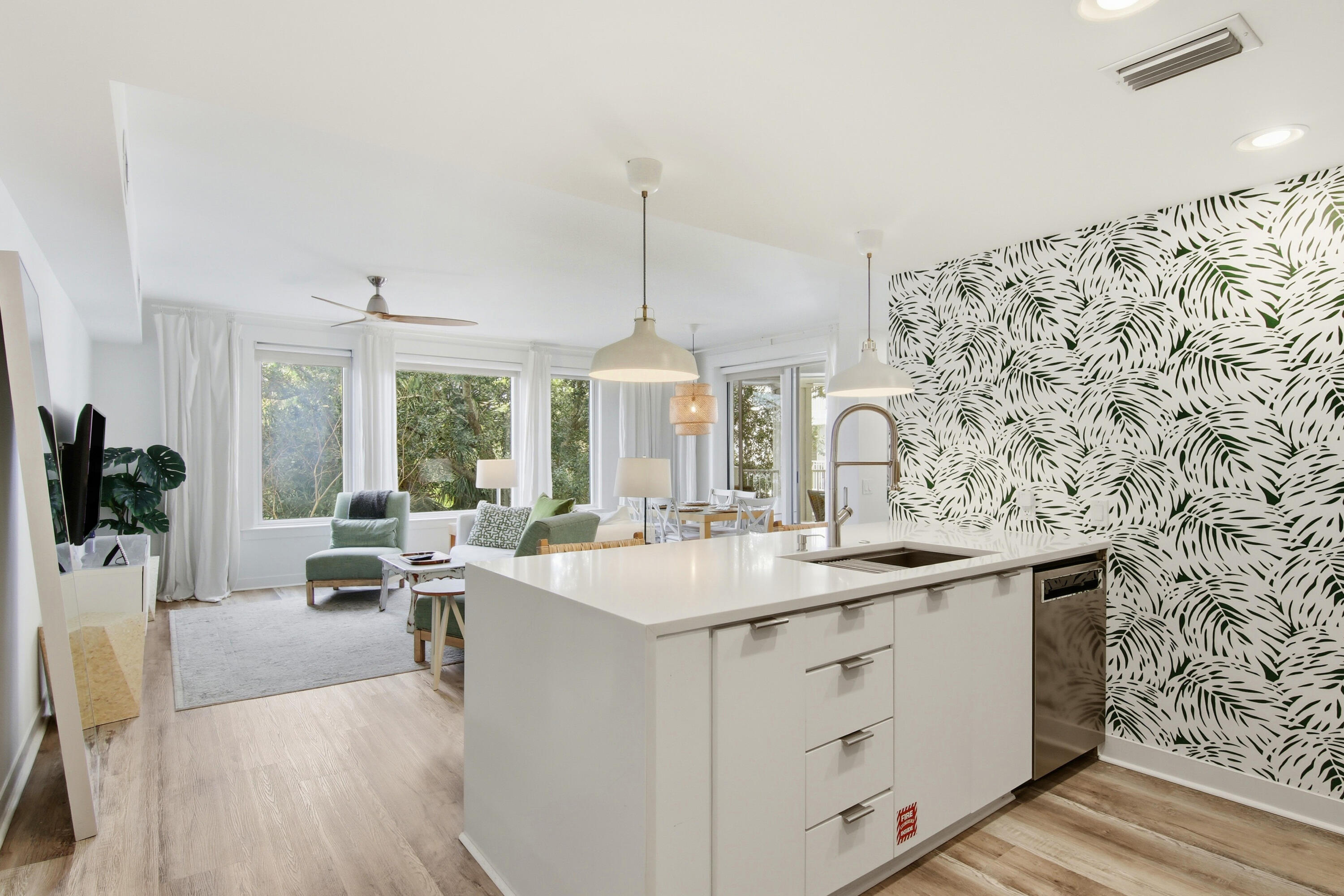 BAHIA CONDO - Residential