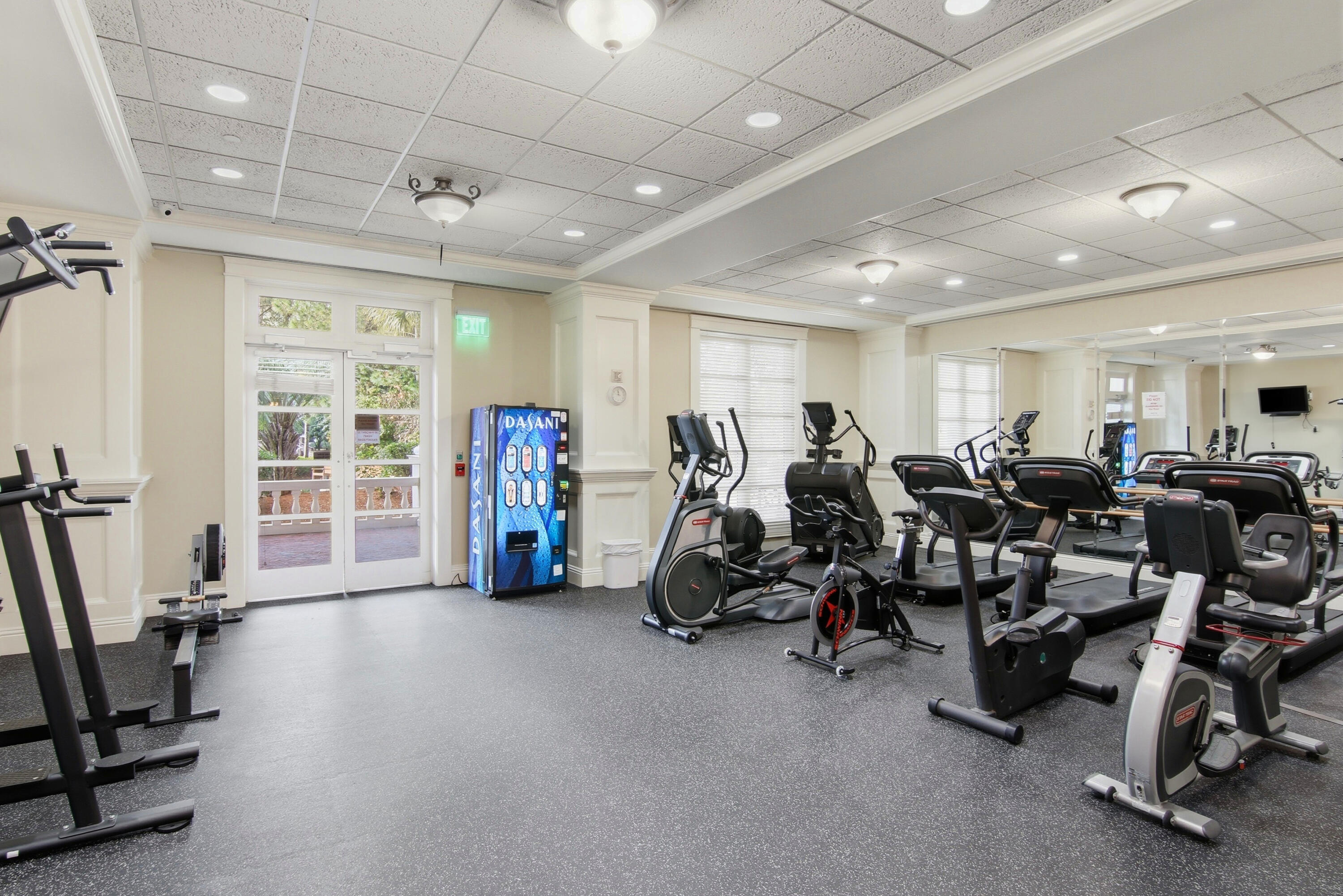 BAHIA CONDO - Residential