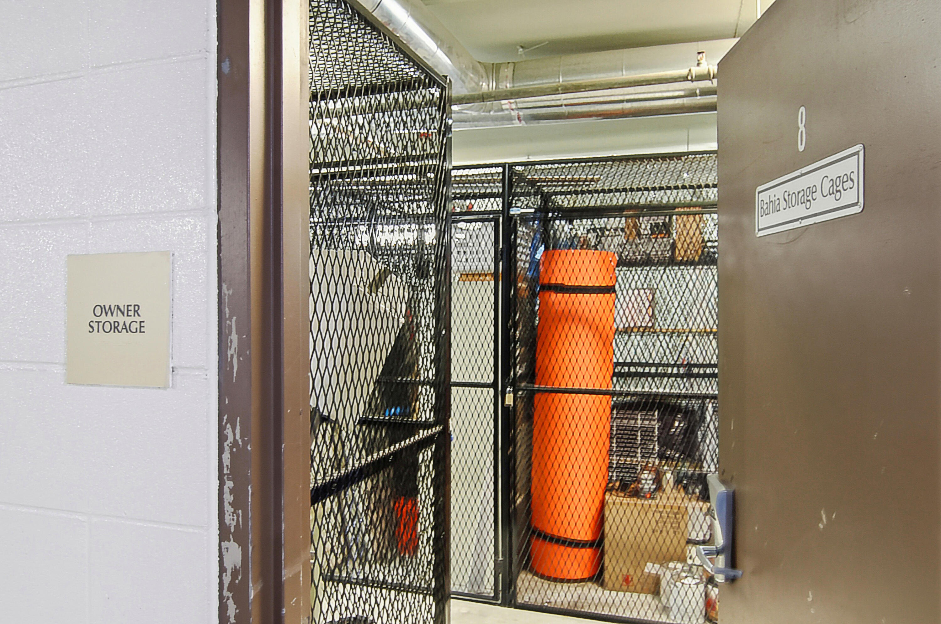 BAHIA CONDO - Residential