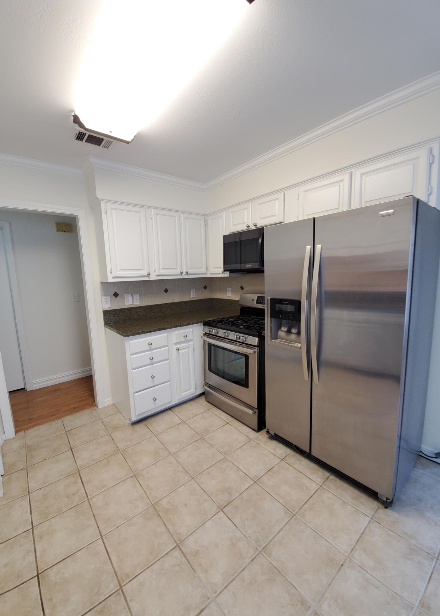 MEADOW WOODS - Residential