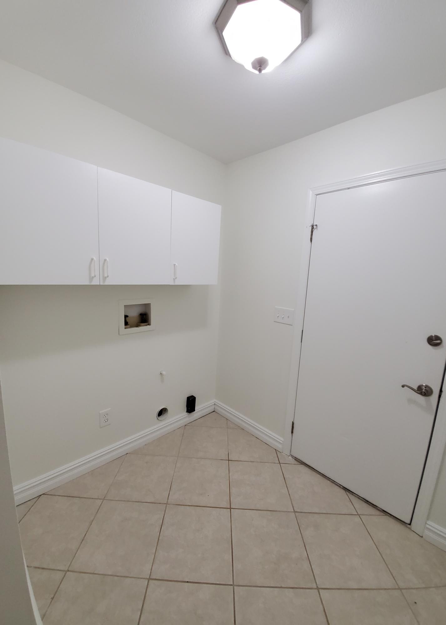 MEADOW WOODS - Residential