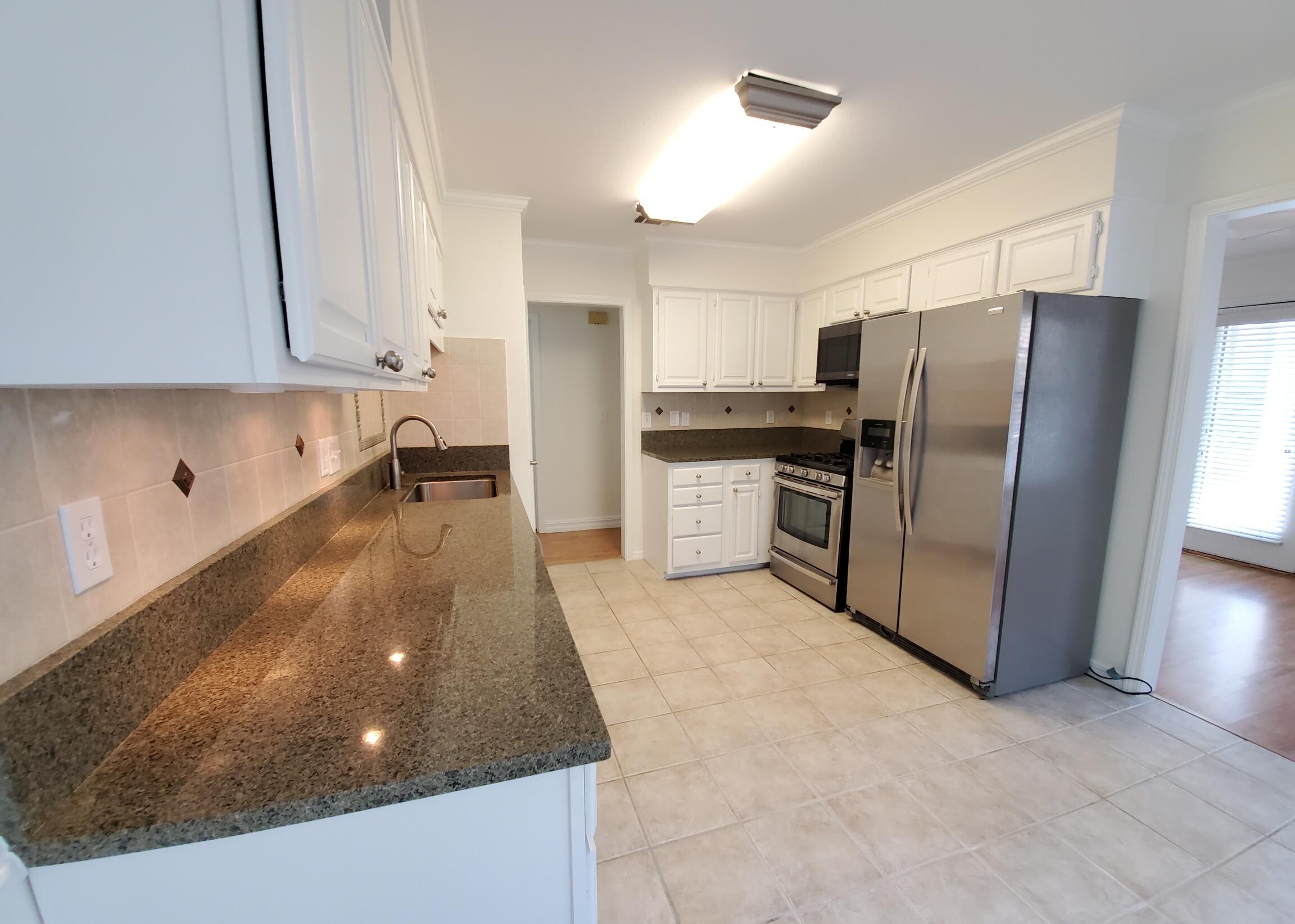 MEADOW WOODS - Residential