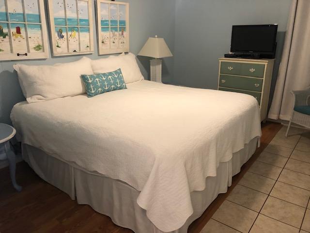 BEACHSIDE VILLAS CONDO - Residential