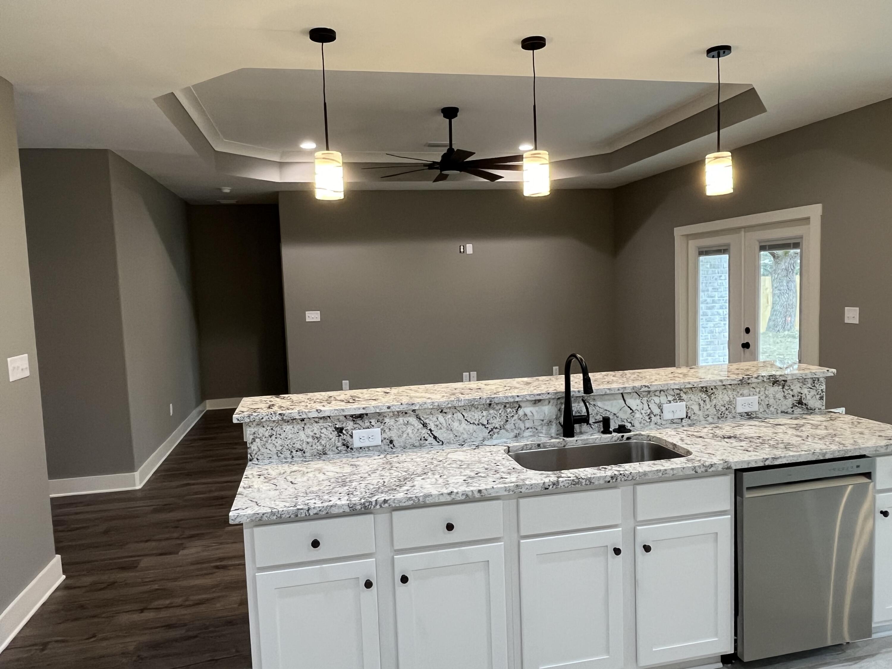 VILLA TASSO TOWN OF - Residential