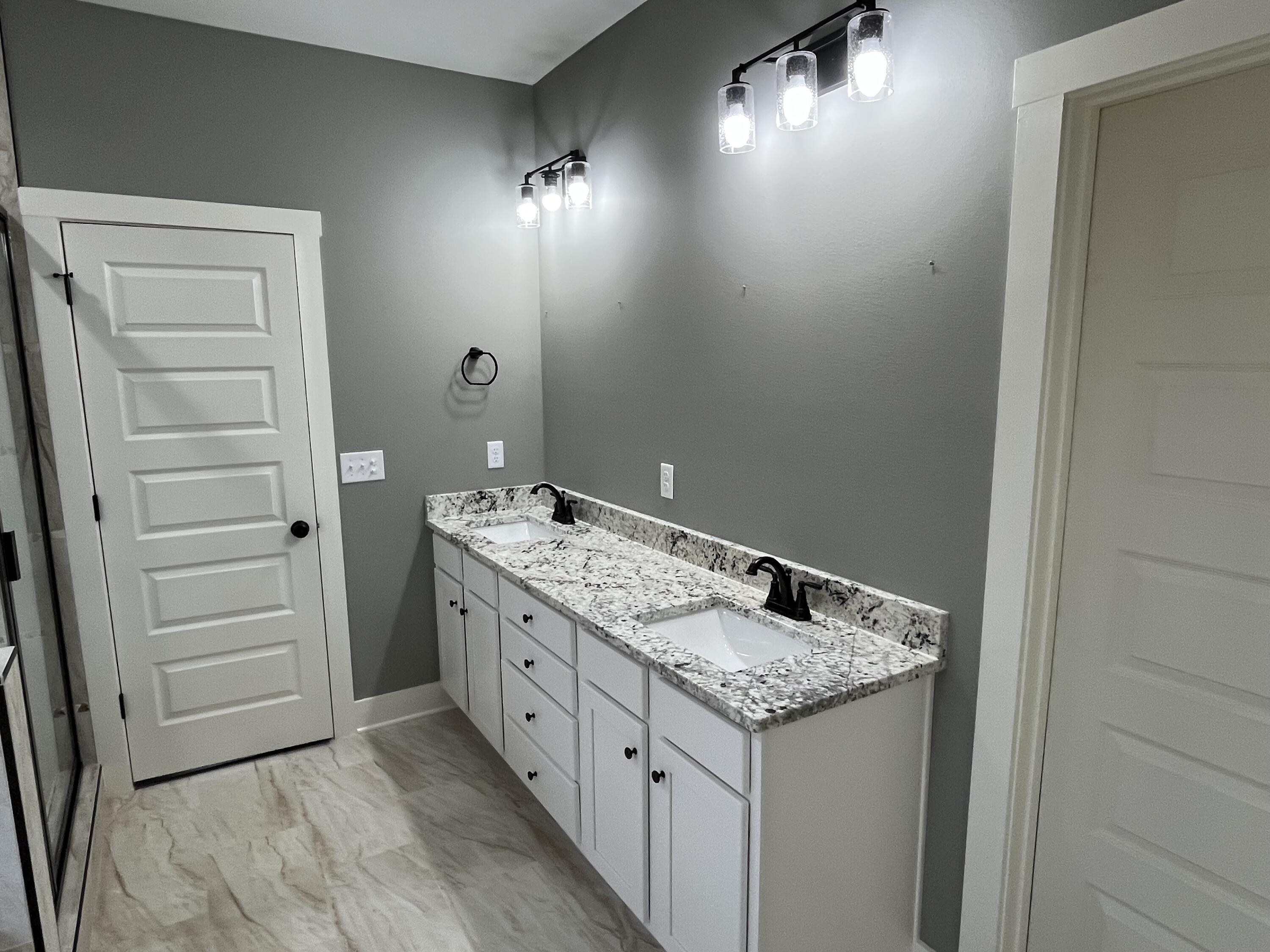 VILLA TASSO TOWN OF - Residential