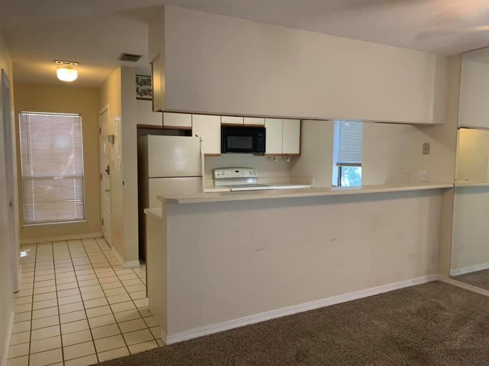 MAGNOLIA BAY CLUB T/H PH 1 - Residential Lease