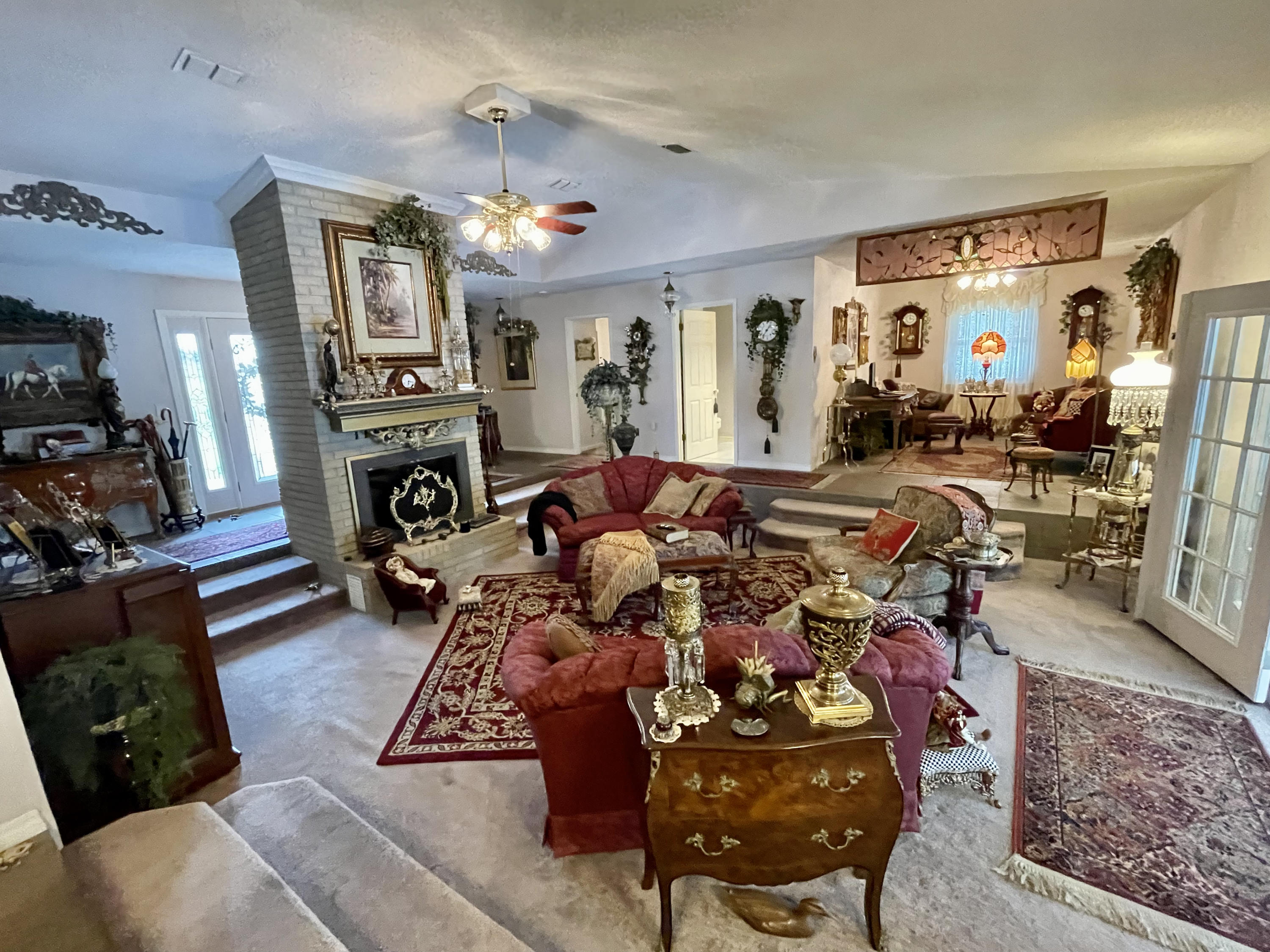 GRANDVIEW HEIGHTS - Residential