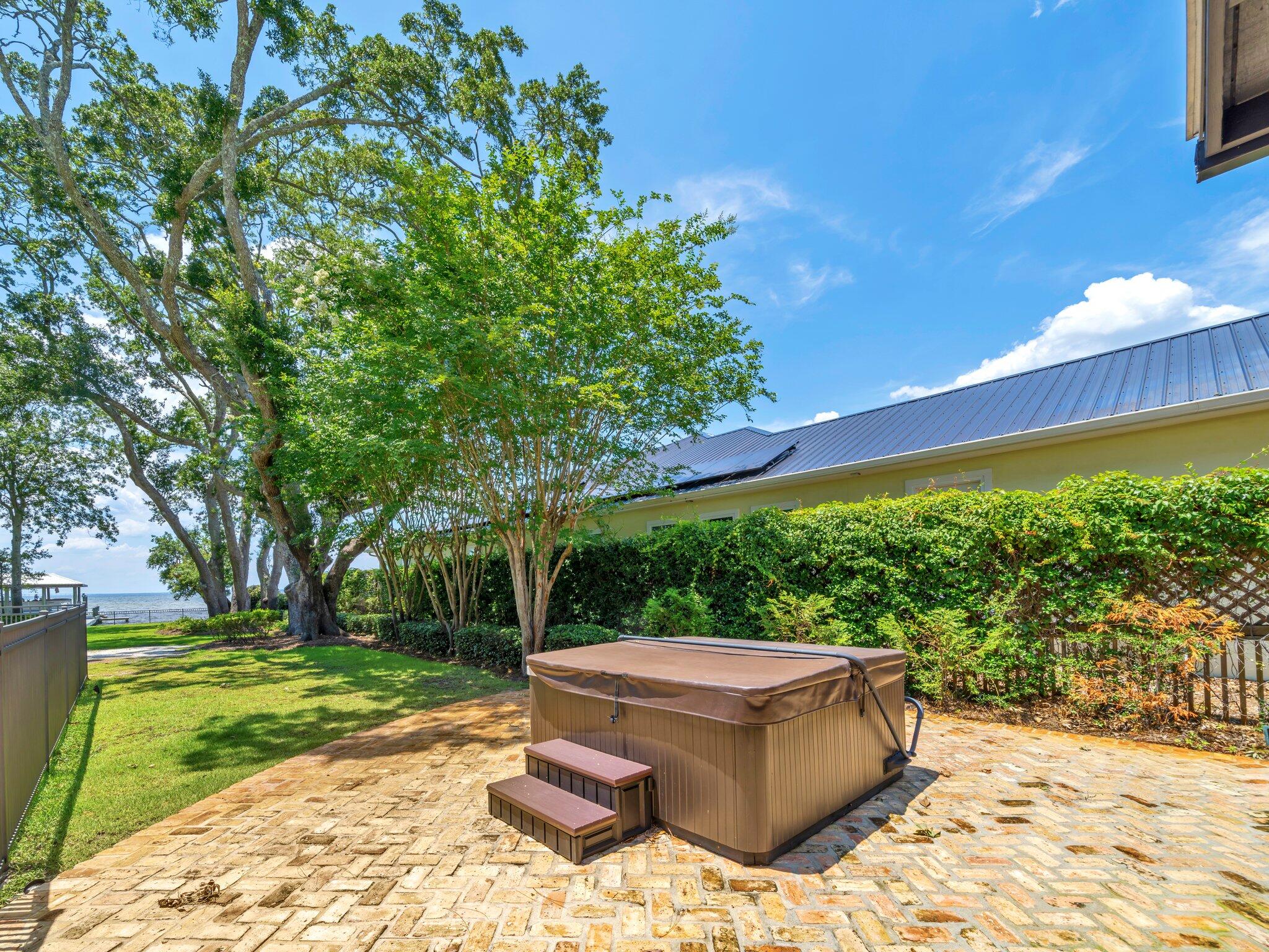 DRIFTWOOD ESTATES - Residential