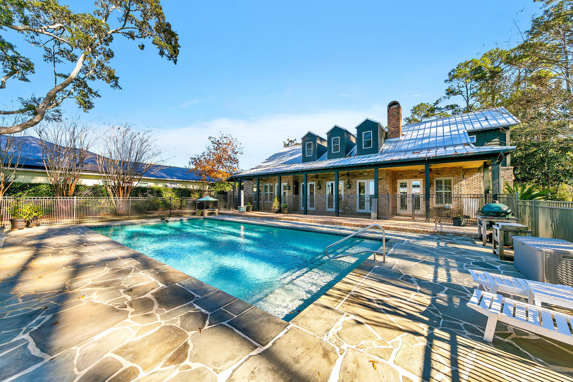 DRIFTWOOD ESTATES - Residential