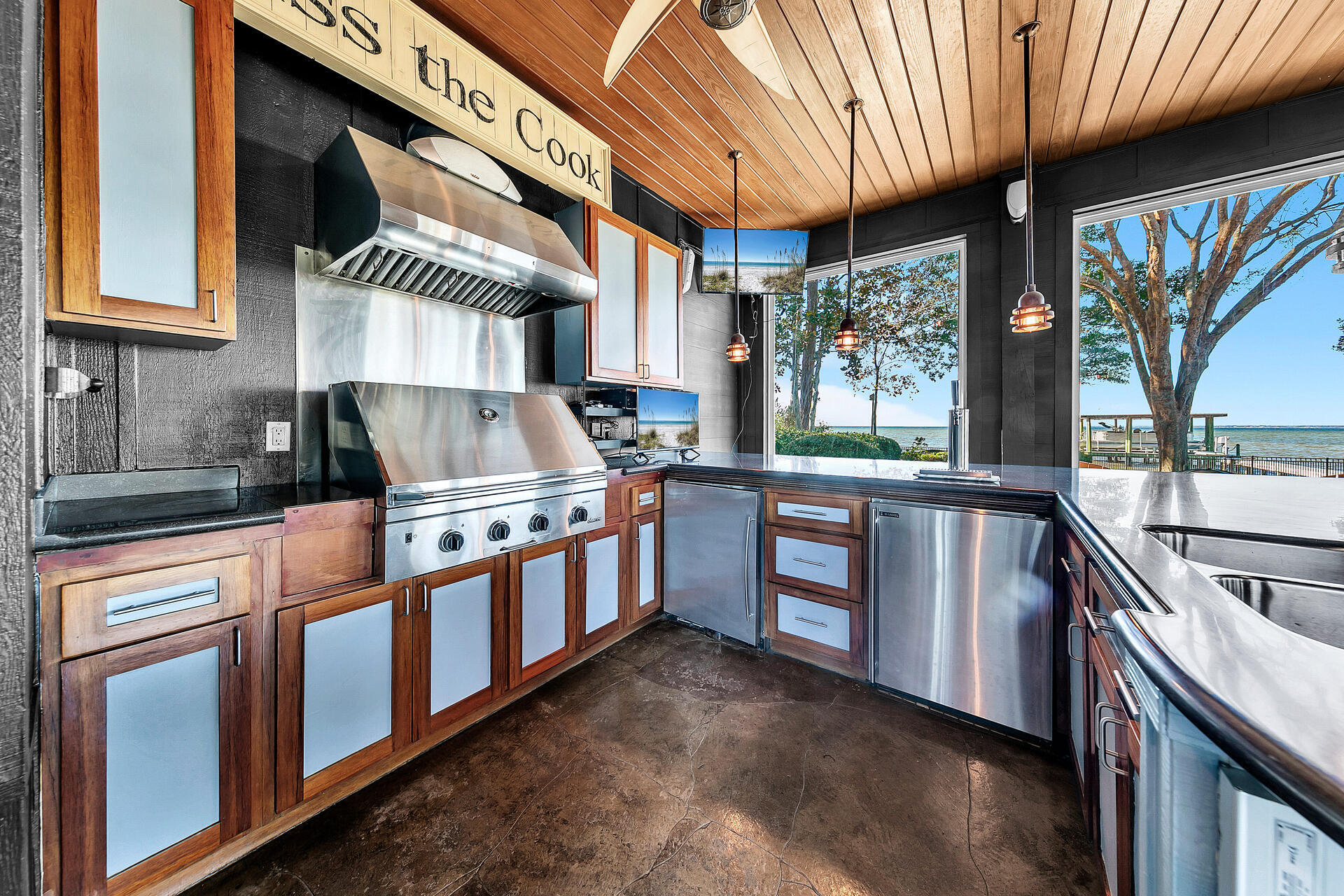 DRIFTWOOD ESTATES - Residential