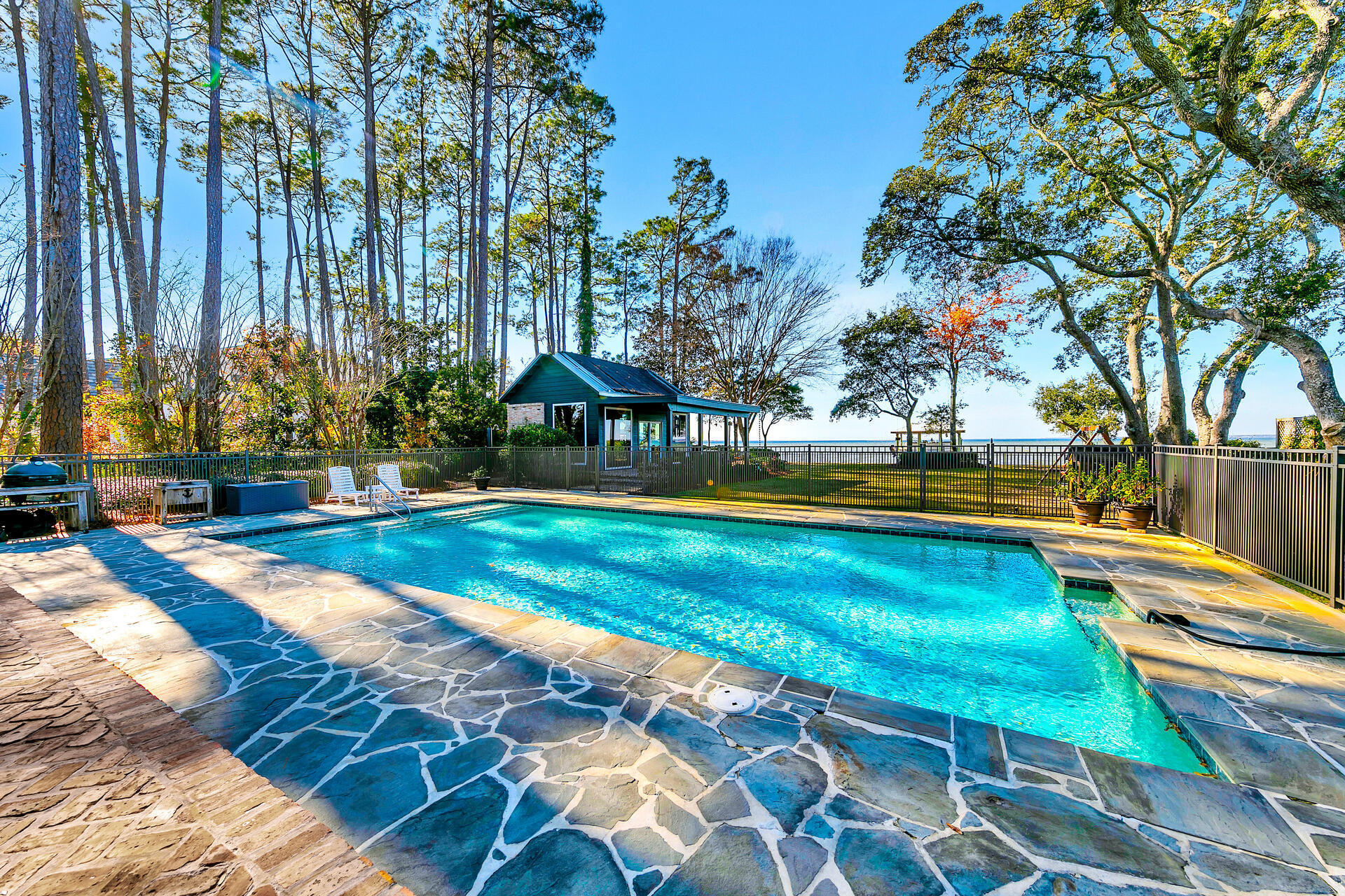 DRIFTWOOD ESTATES - Residential