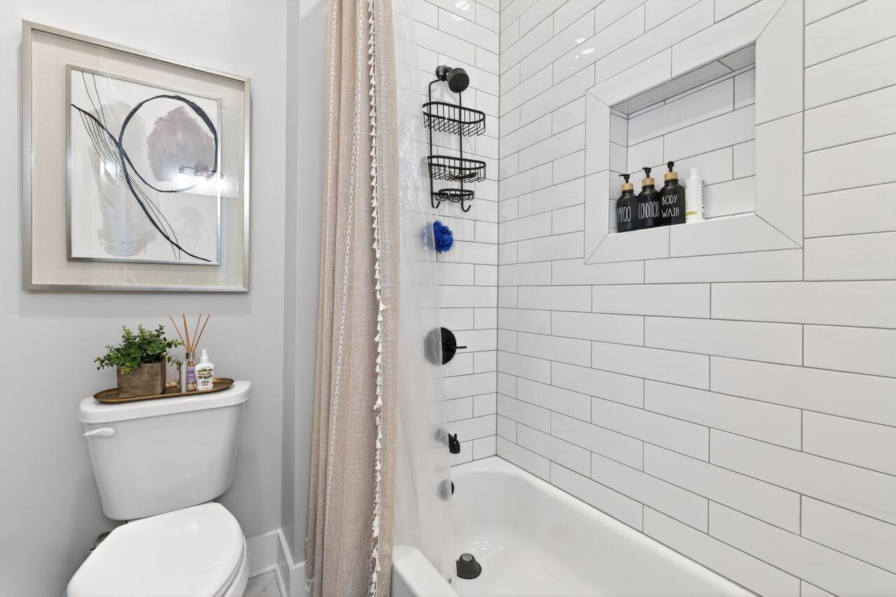 Deer Moss Creek - Residential