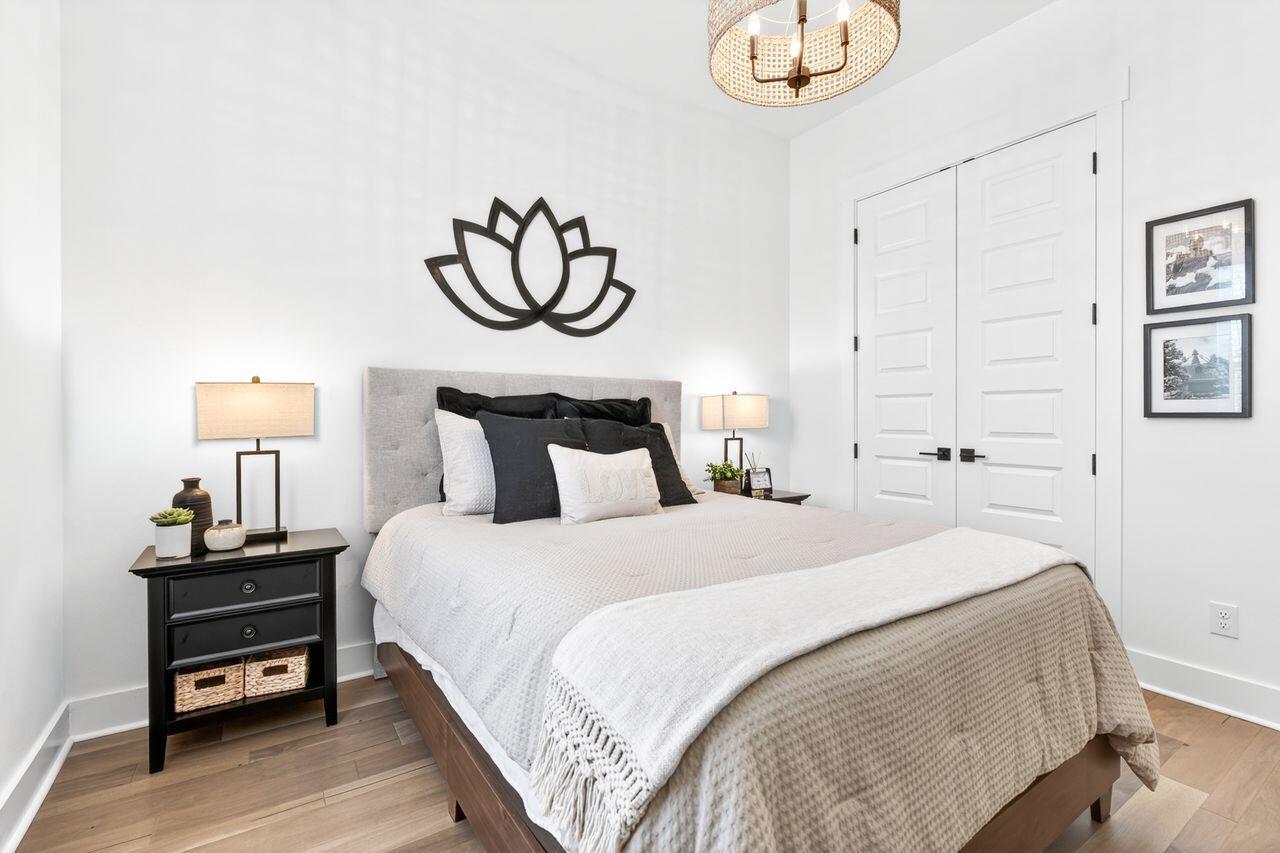 Deer Moss Creek - Residential