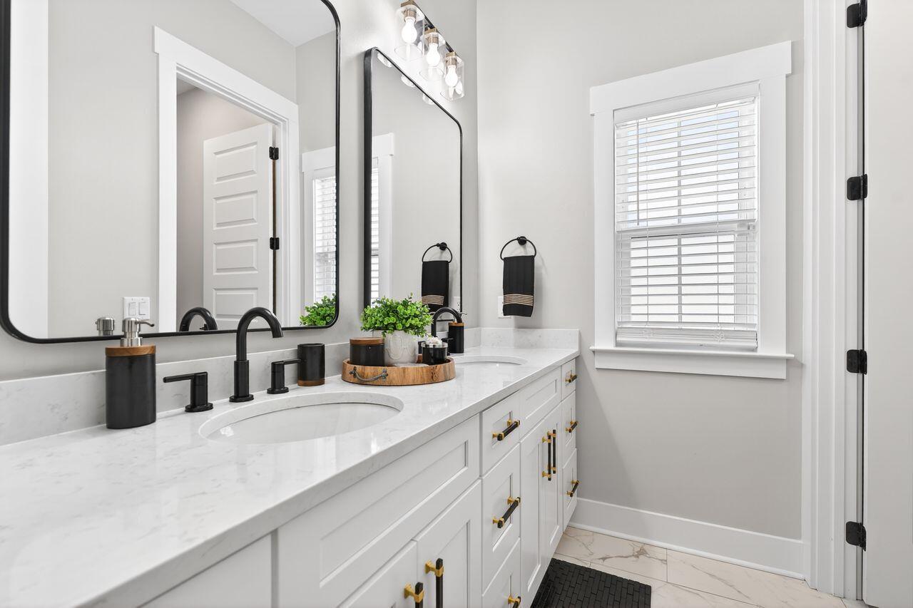 Deer Moss Creek - Residential