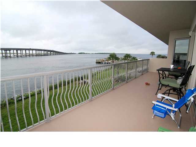 SIDES MORENO POINT WEST - Residential