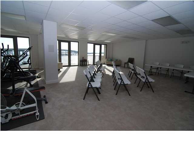 SIDES MORENO POINT WEST - Residential