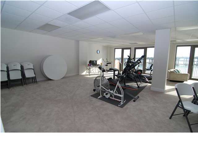 SIDES MORENO POINT WEST - Residential