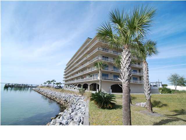 SIDES MORENO POINT WEST - Residential